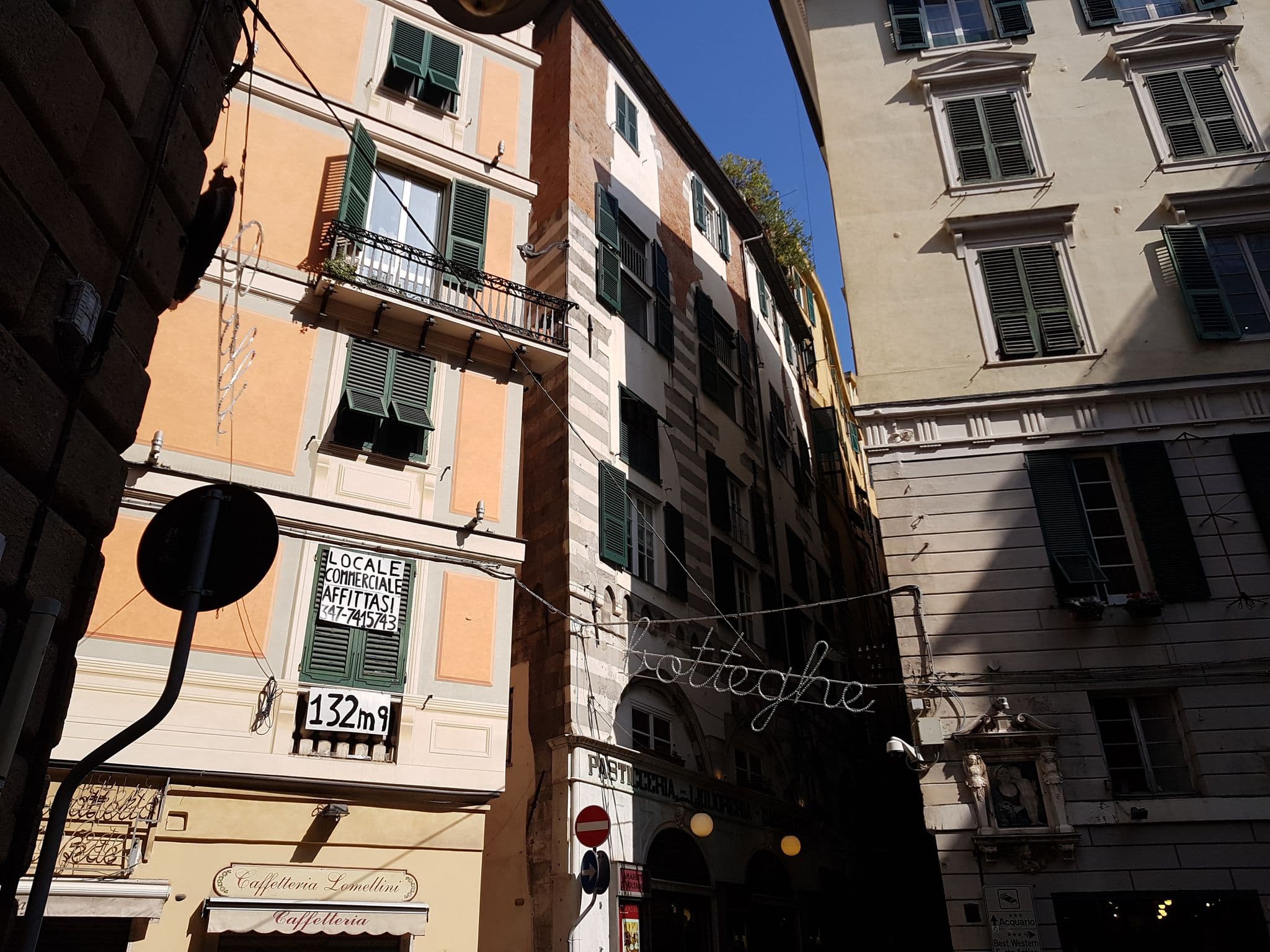 Street view near Tetti Di Genova, Genoa — © ale_zena_it (CC BY-SA · Mapillary)
