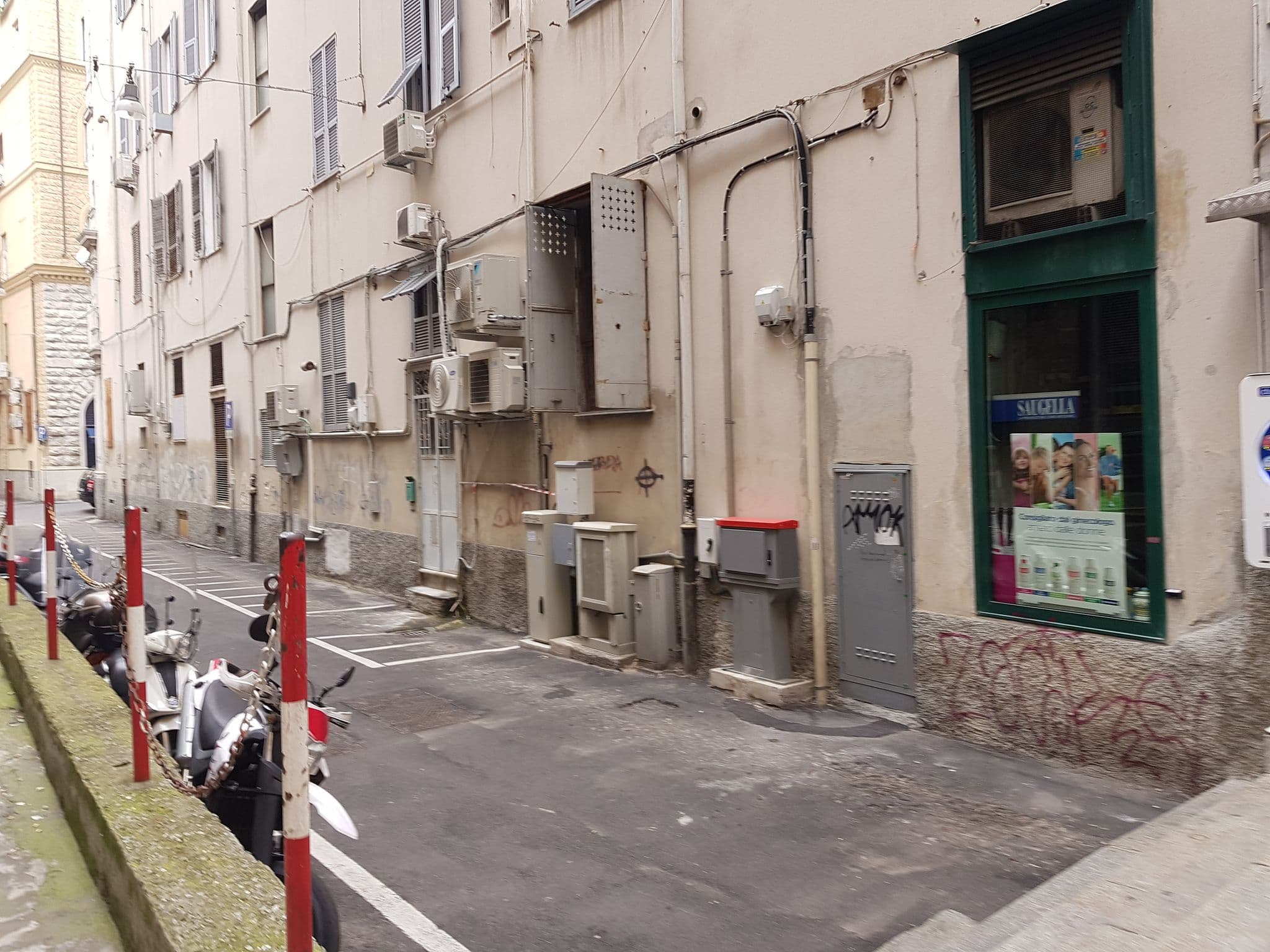 Street view near Hotel Genova, Genoa — © ale_zena_it (CC BY-SA · Mapillary)