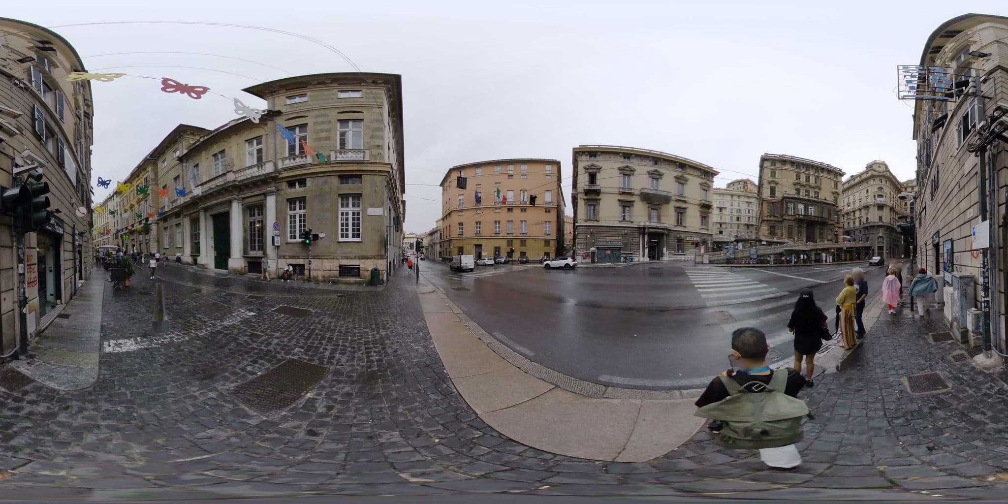 Street view near Sei in Centro Parking, Genoa — © mapconcierge (CC BY-SA · Mapillary)