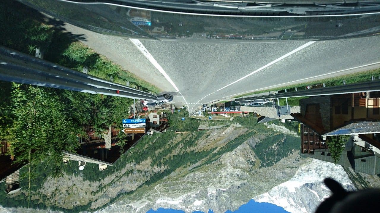 Street view near Hotel Astoria, Courmayeur — © voschix (CC BY-SA · Mapillary)