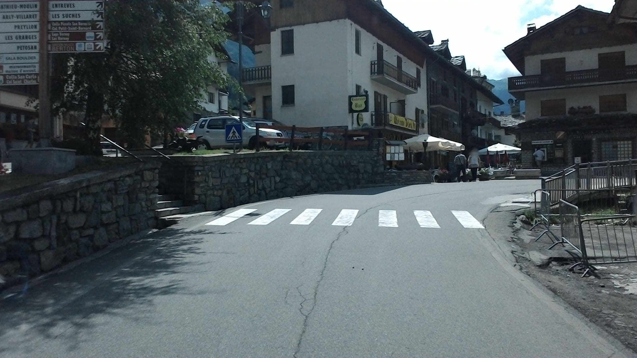 Street view near Thulia SRL, Morgex — © mprins (CC BY-SA · Mapillary)
