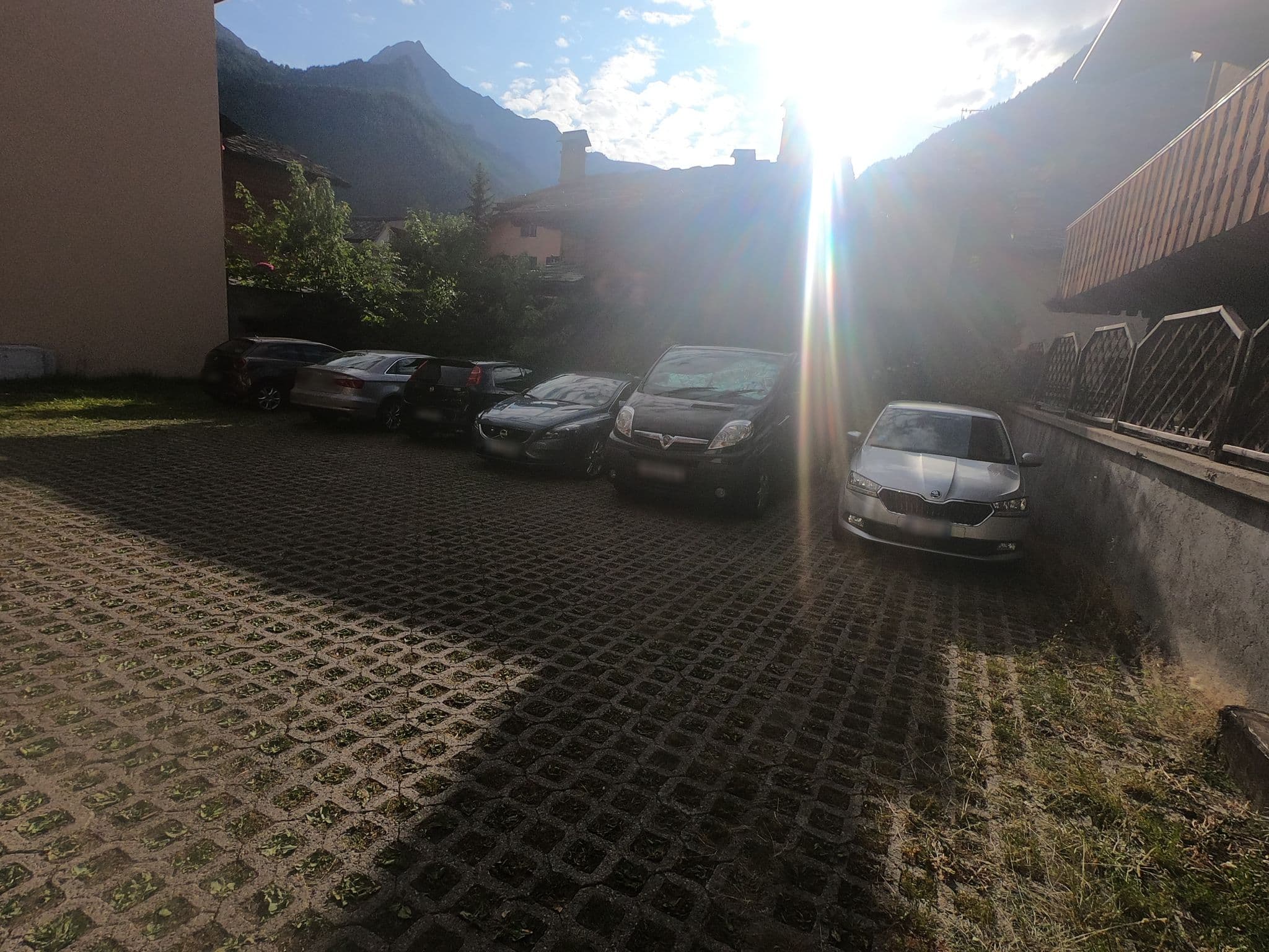 Street view near Musa Immobiliare, Courmayeur — © alextsiatinis (CC BY-SA · Mapillary)