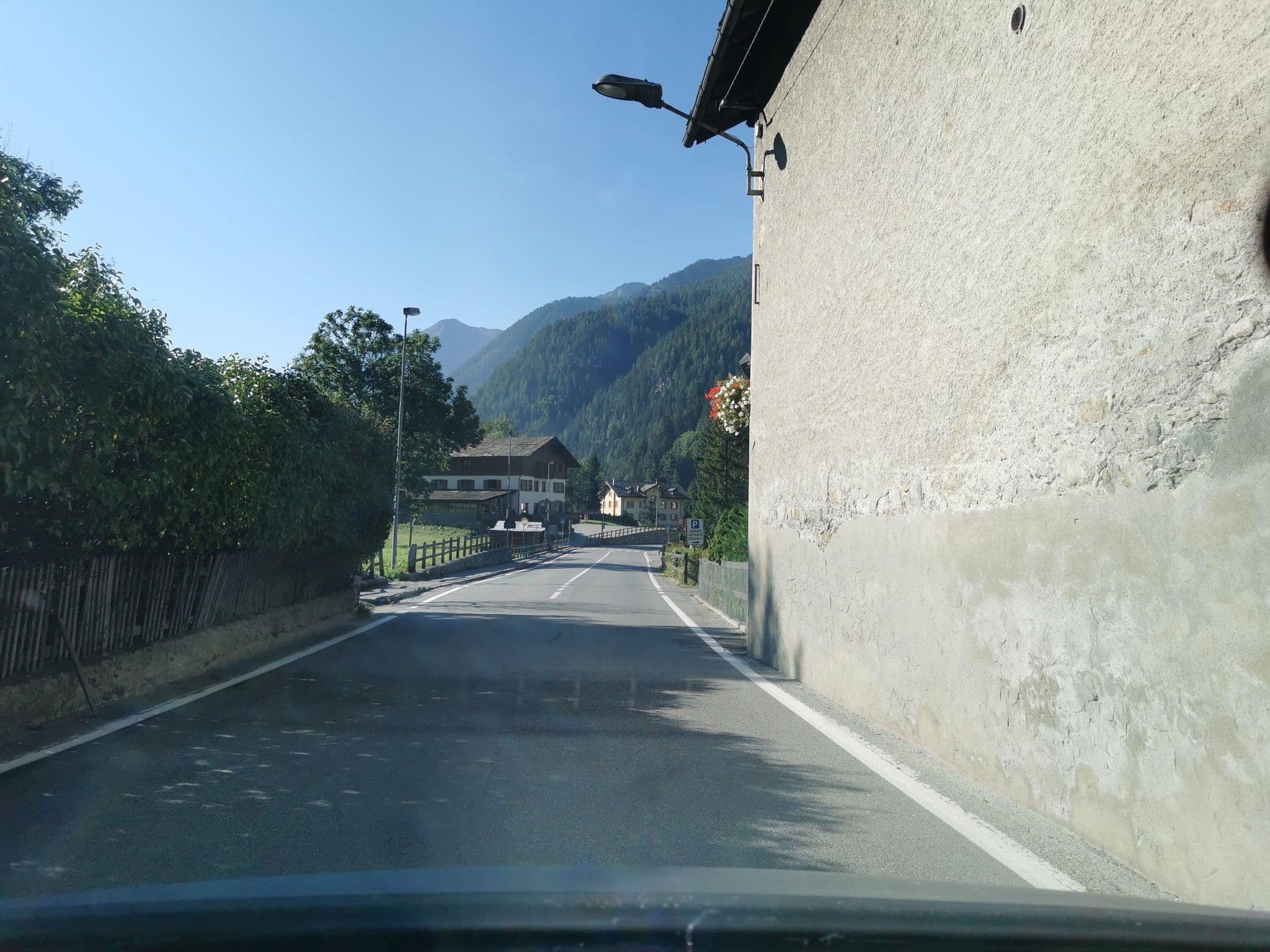 Street view near Affittacamere Genzianella, Ayas — © canfe (CC BY-SA · Mapillary)