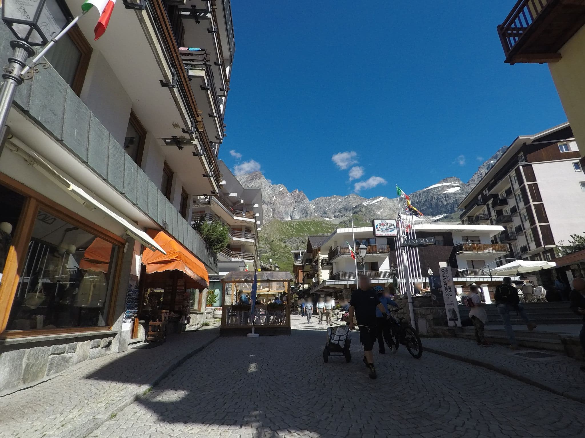 Street view near Lioy SRL, Valtournenche — © bcostacurta (CC BY-SA · Mapillary)