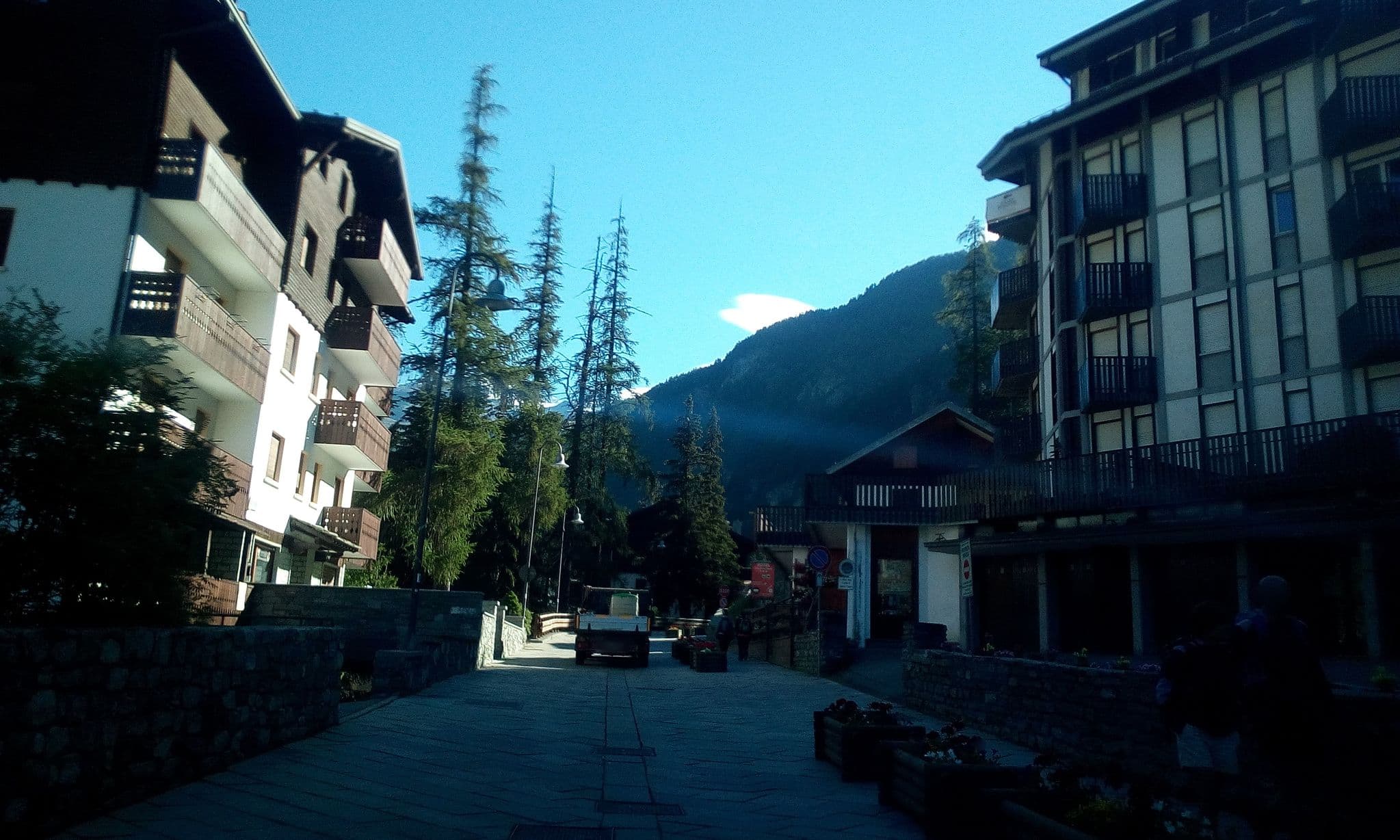 Street view near Monolocale Monterosa, Ayas — © gianmarionavi (CC BY-SA · Mapillary)