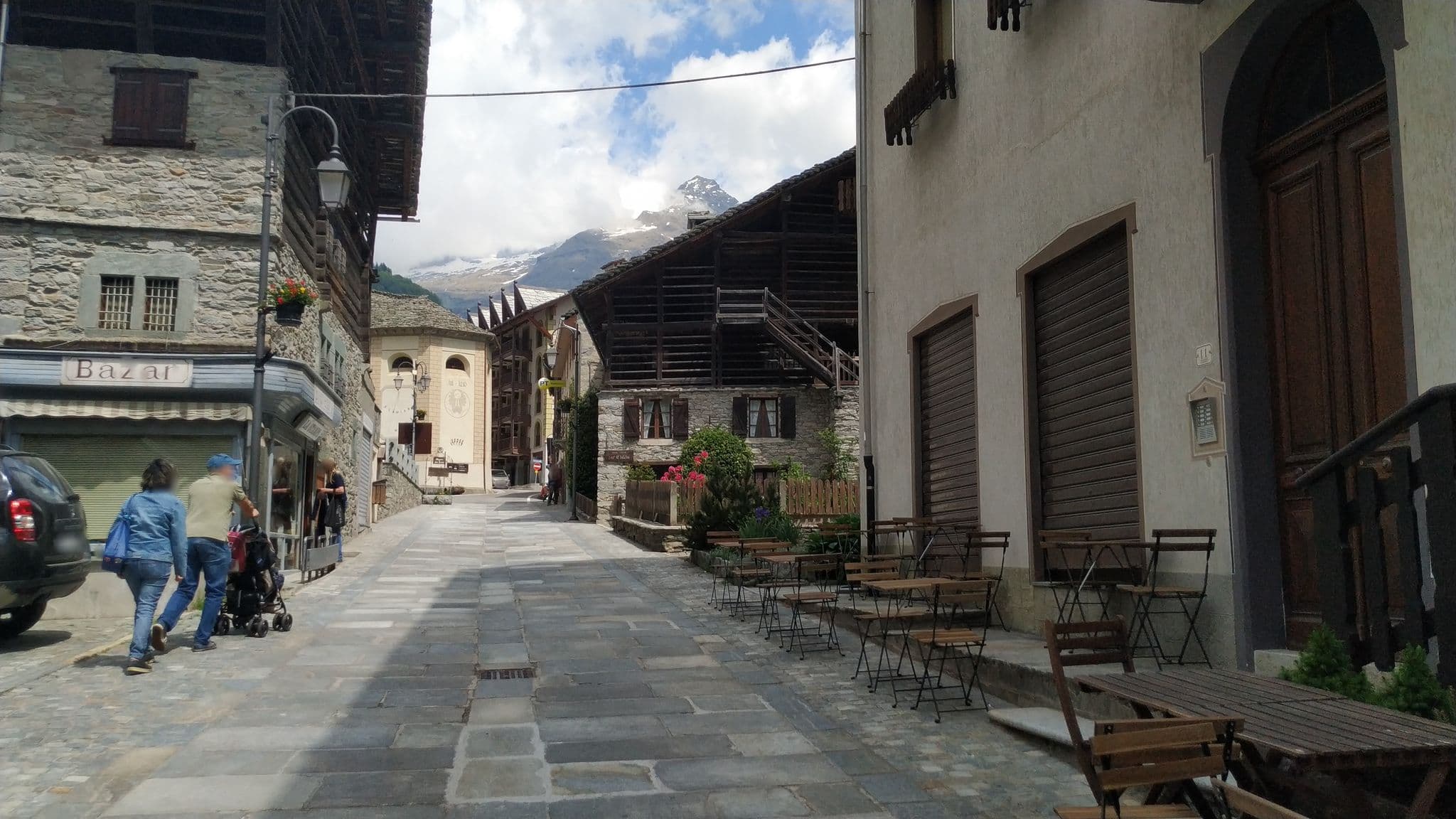 Street view near Malbur HuS, Ayas — © mikki65 (CC BY-SA · Mapillary)