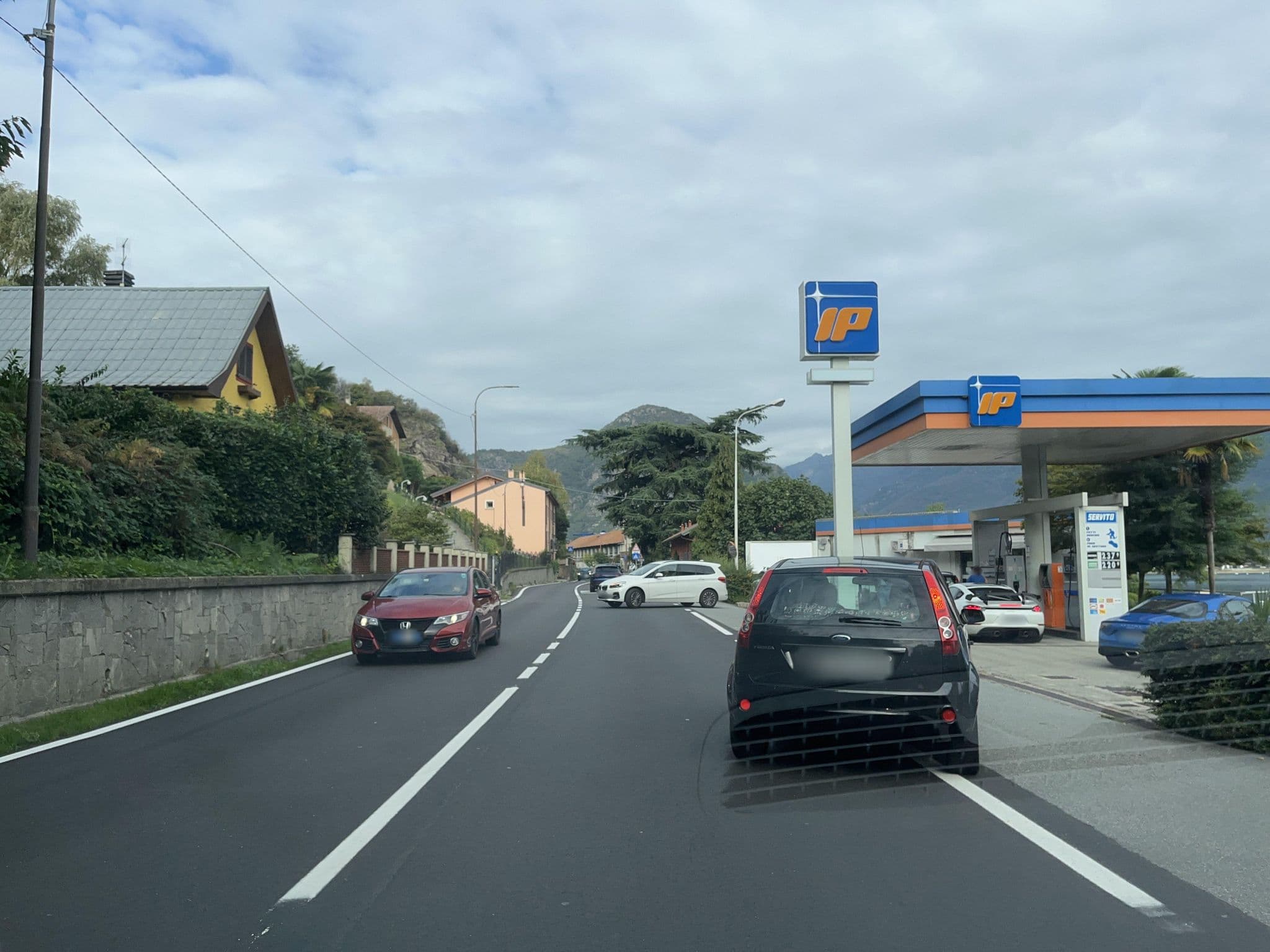 Street view near Albergo Hotel Carillon di Racchelli Daniela, Baveno — © fod (CC BY-SA · Mapillary)