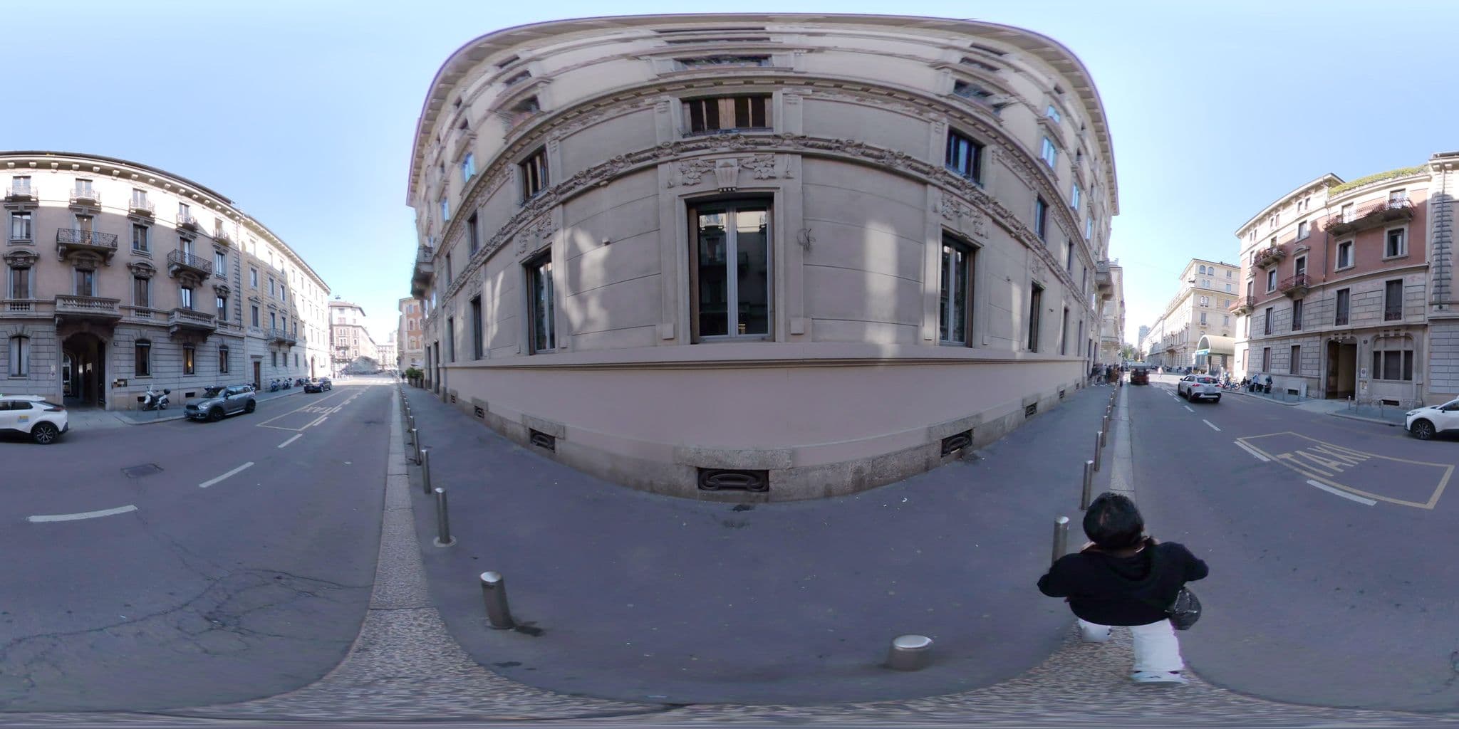 Street view near La Casa di Leonardo, Brera — © mapconcierge (CC BY-SA · Mapillary)