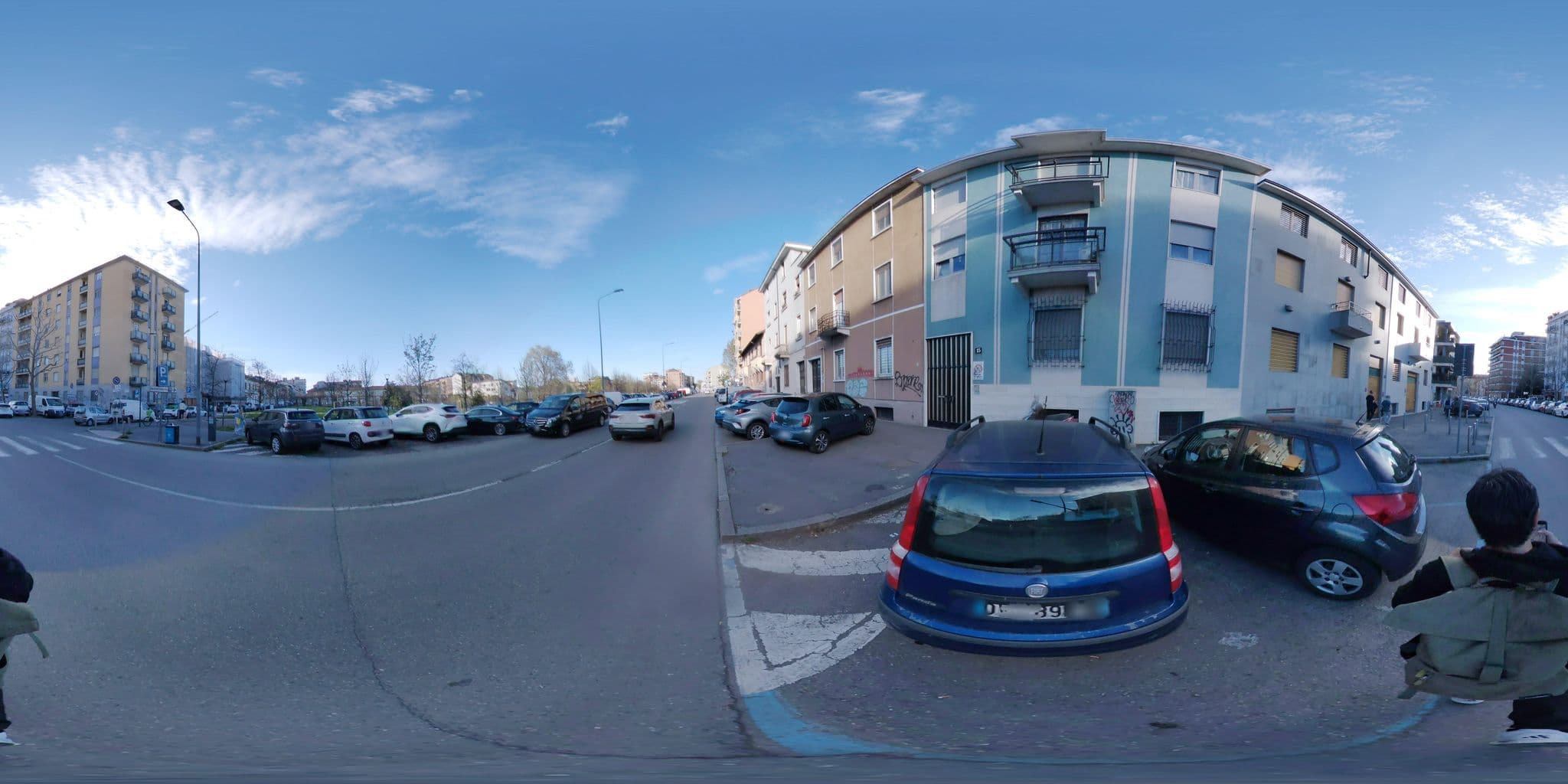 Street view near Atmos Luxe Hostel and Rooms, Milan — © mapconcierge (CC BY-SA · Mapillary)