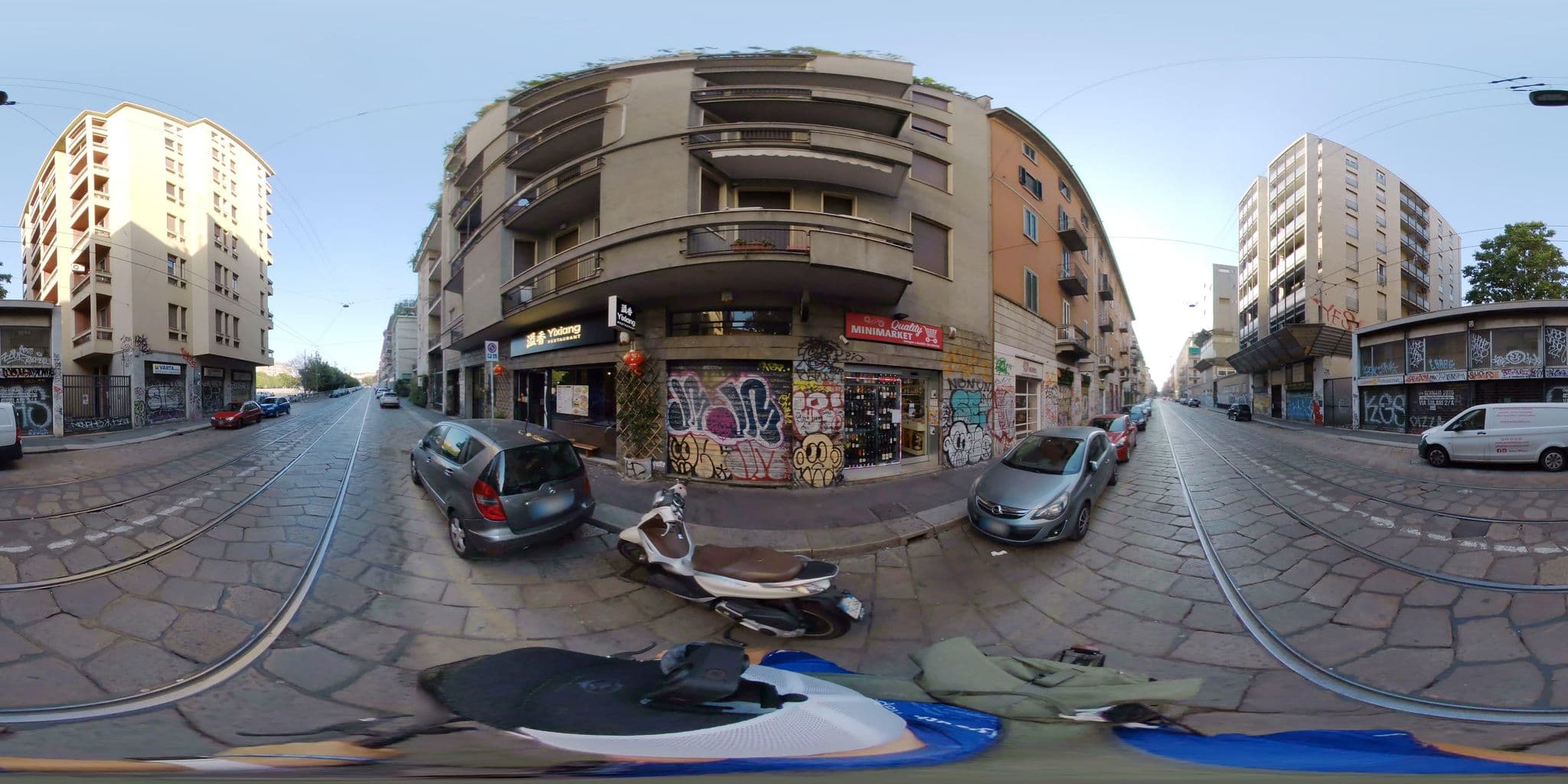Street view near Hbhall, Milan — © mapconcierge (CC BY-SA · Mapillary)
