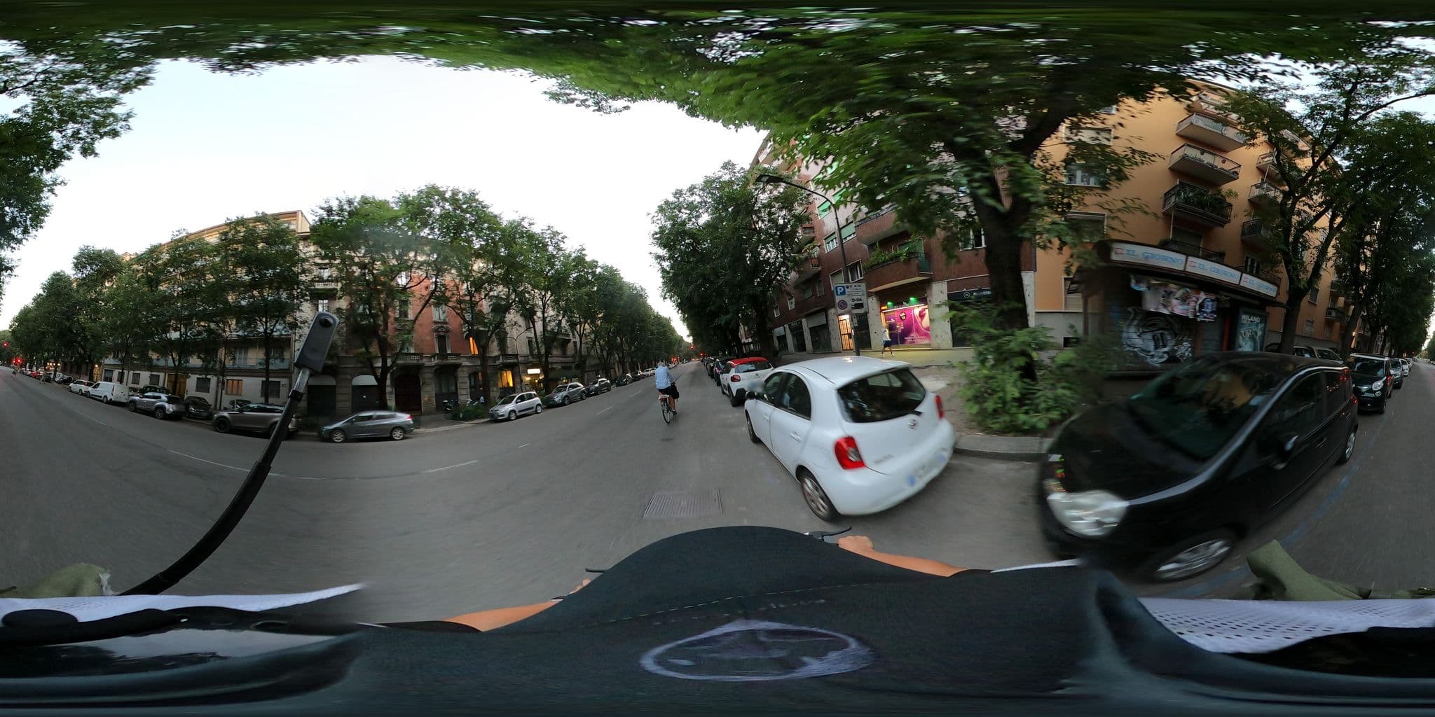 Street view near B&B Principe, Chinatown — © mapconcierge (CC BY-SA · Mapillary)