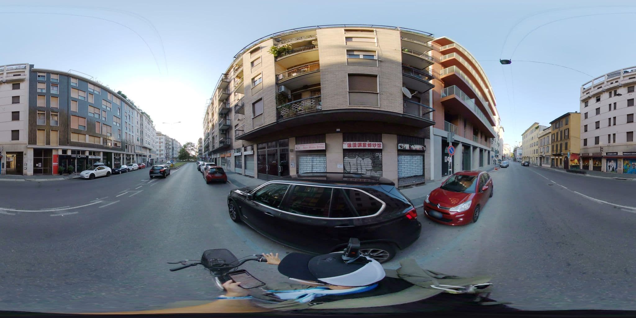 Street view near Europa Hotel, Chinatown — © mapconcierge (CC BY-SA · Mapillary)