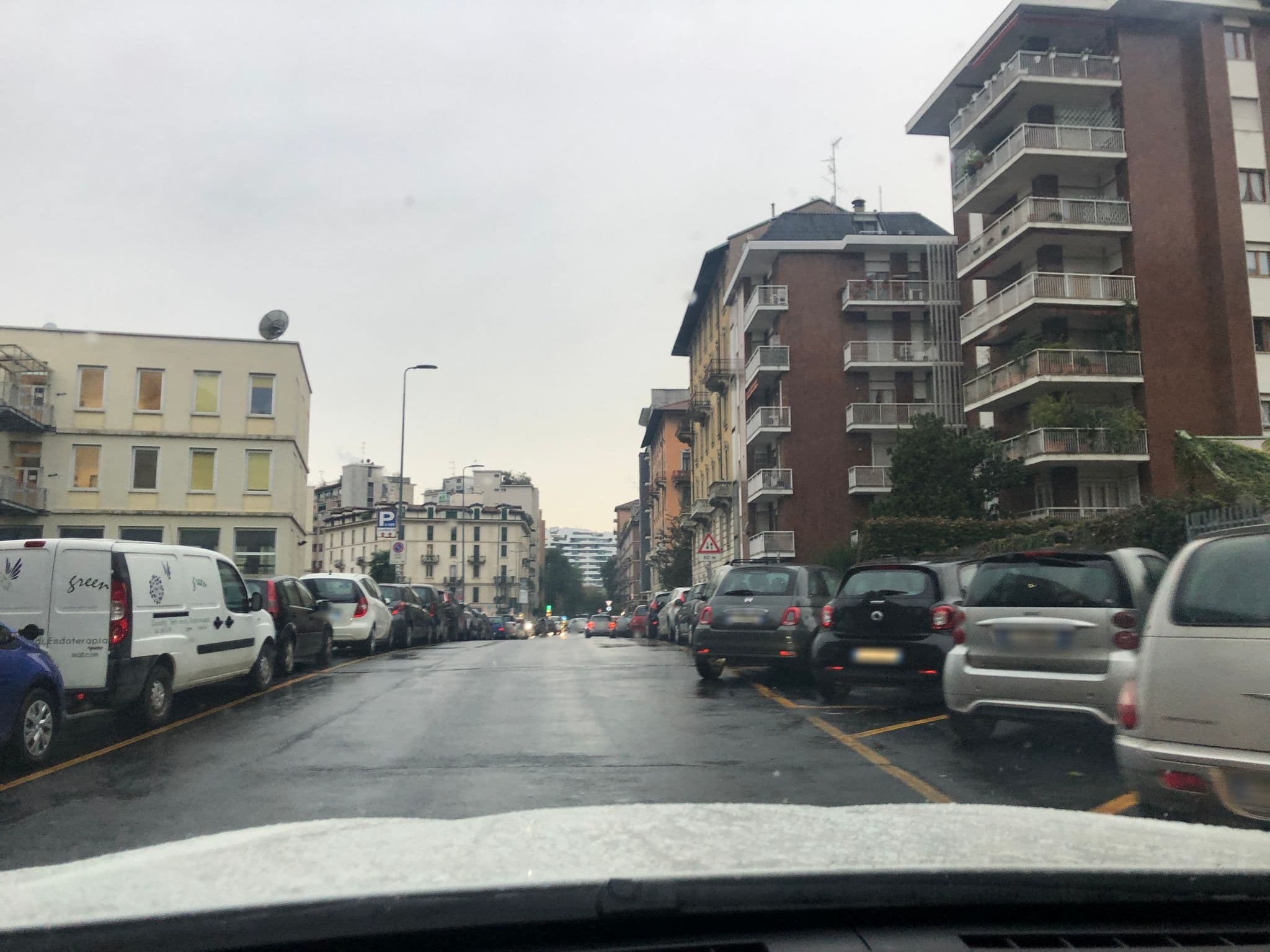 Street view near Hotel Scala Nord, Chinatown — © adirricor (CC BY-SA · Mapillary)