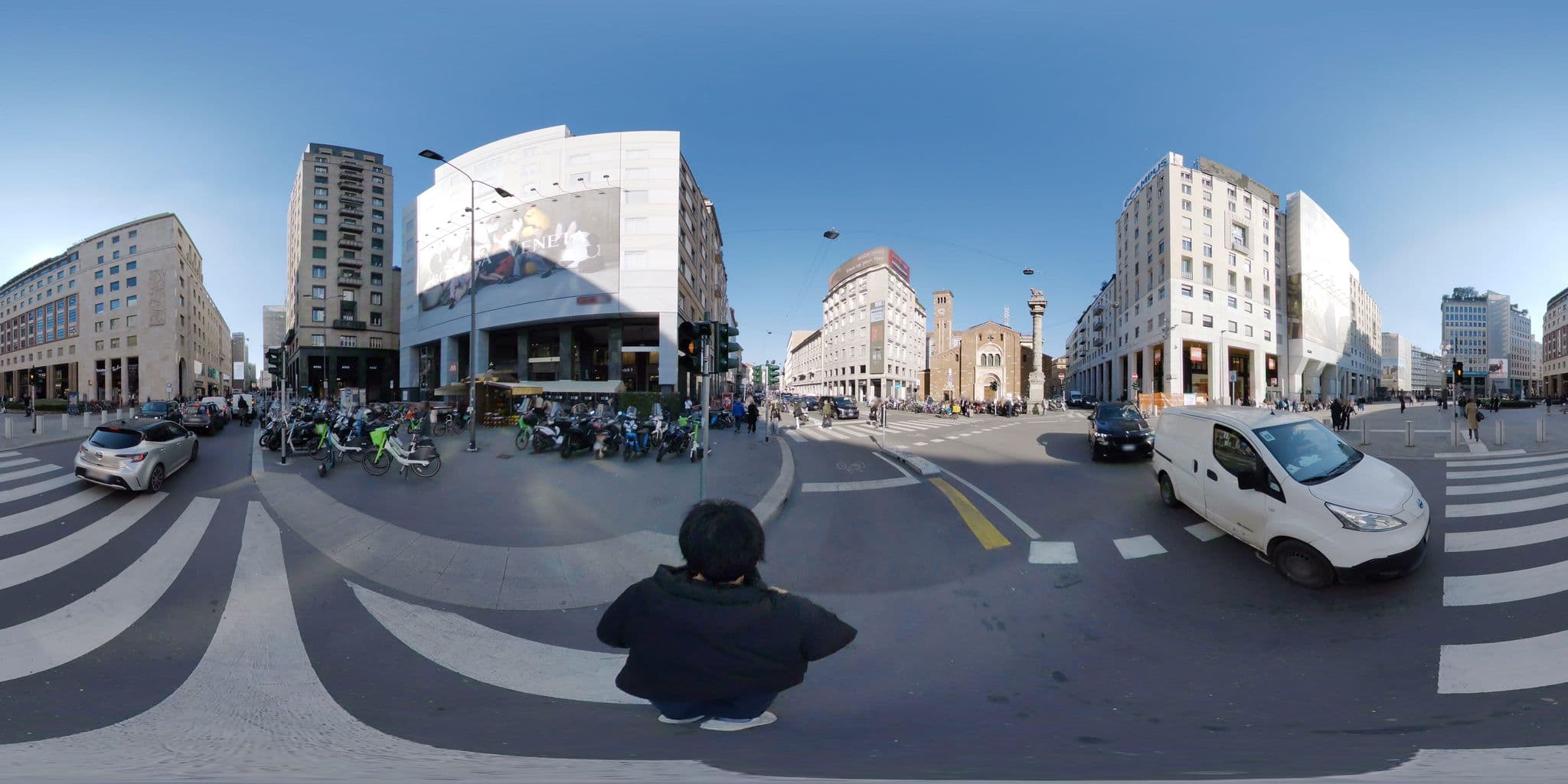 Street view near Aiello Rooms San Babila, Milan — © akiyoshiii213 (CC BY-SA · Mapillary)