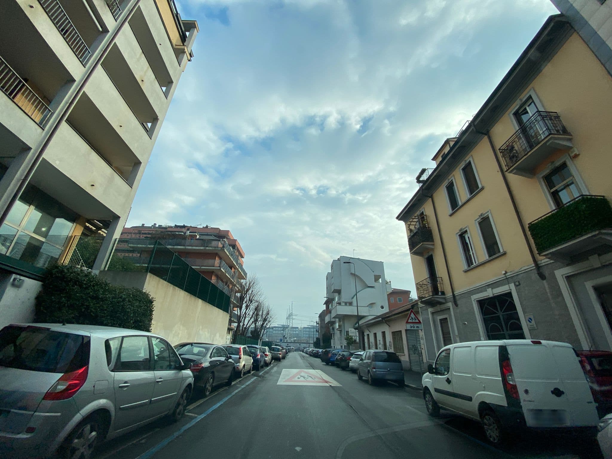 Street view near Motel Autosole 2 S.r.l., Milan — © adirricor (CC BY-SA · Mapillary)