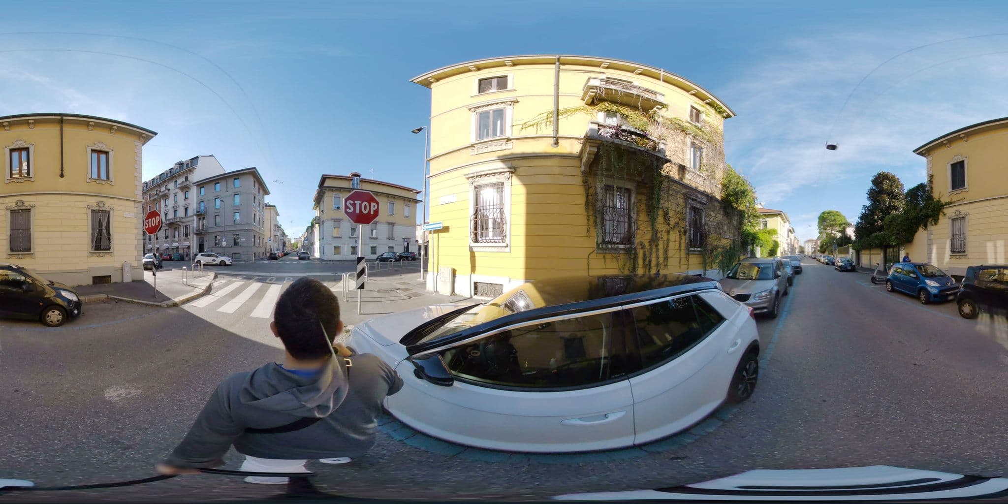 Street view near Hotel Vallazza, Brera — © mapconcierge (CC BY-SA · Mapillary)