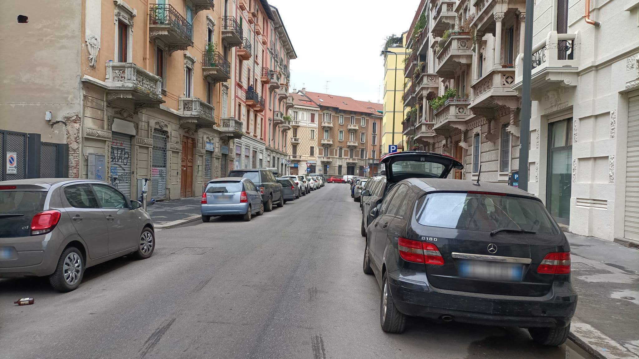 Street view near Loreto Elite, Brera — © ahmadataei (CC BY-SA · Mapillary)