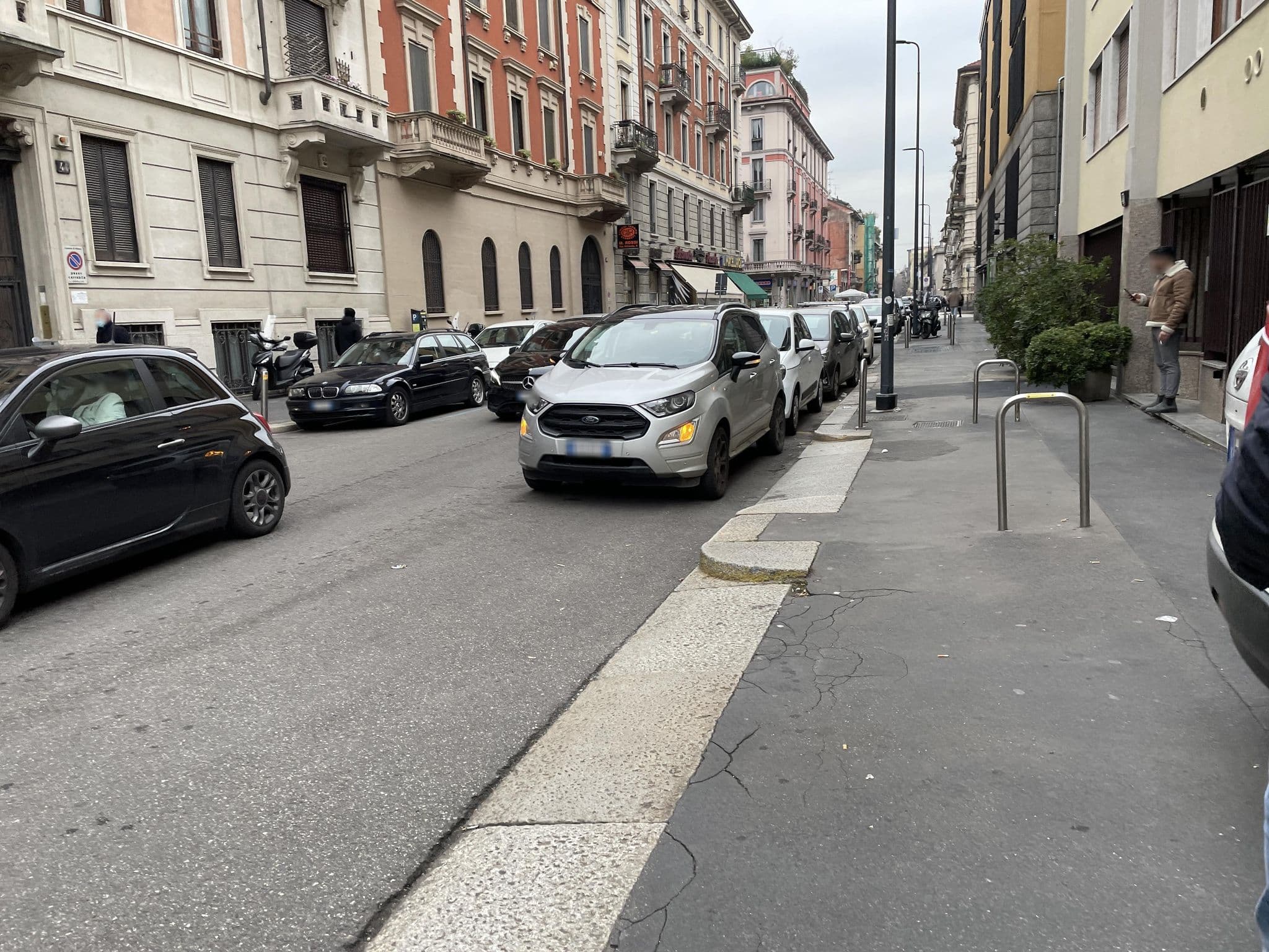Street view near Milano Center White, Brera — © asturksever (CC BY-SA · Mapillary)