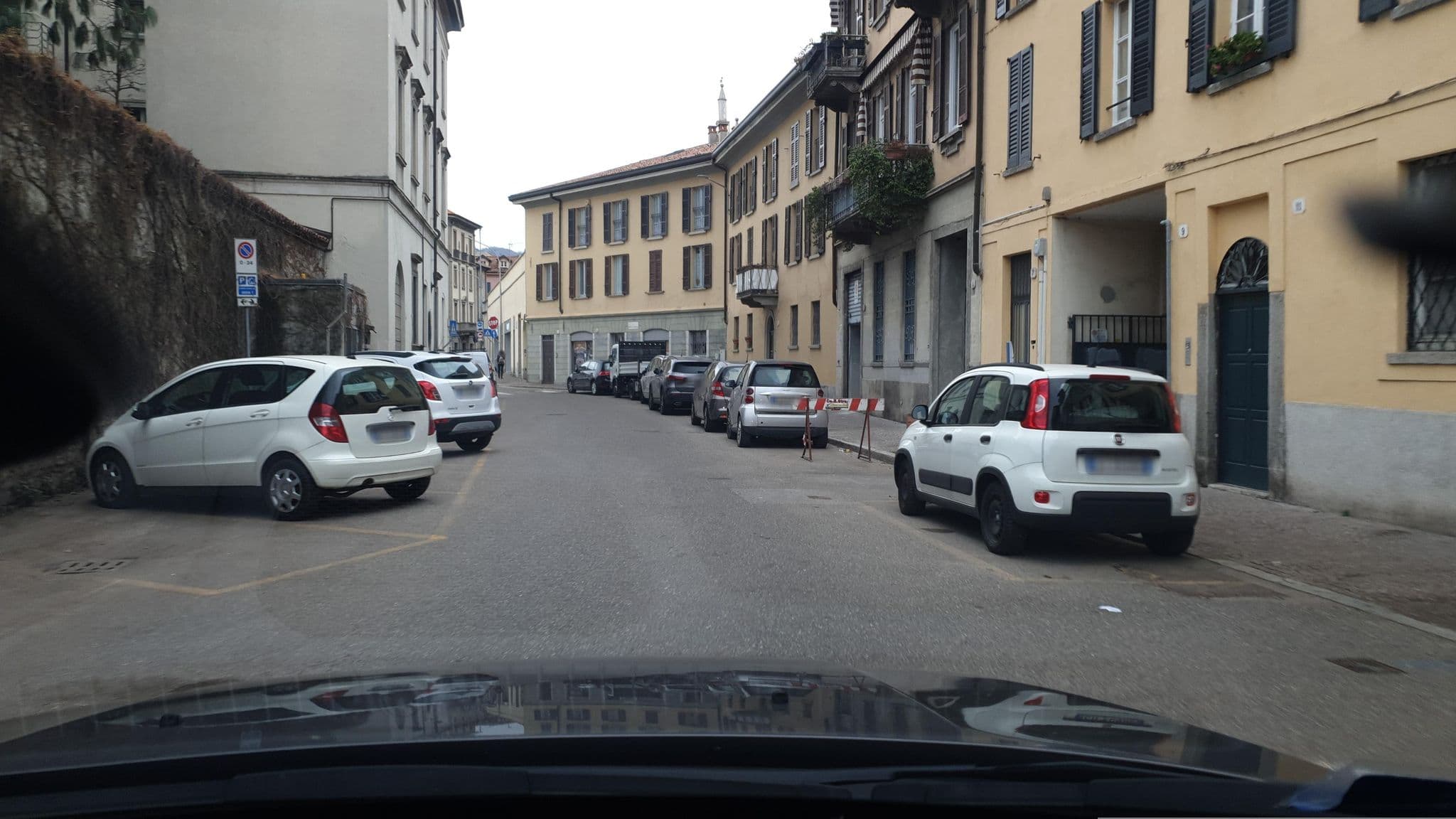 Street view near Appartamento Al numero 11, Como — © yannakis (CC BY-SA · Mapillary)