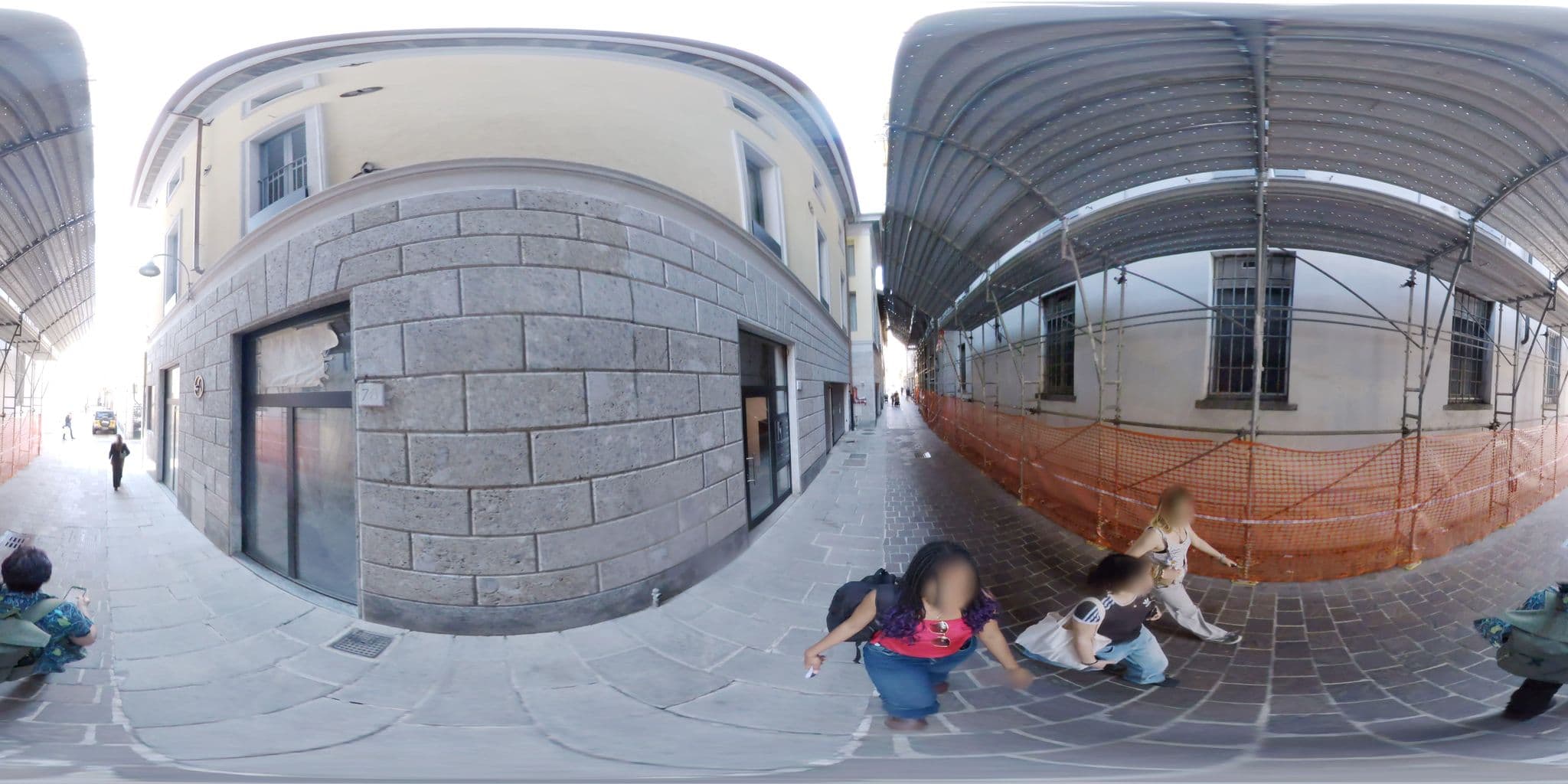 Street view near Cute Studio in Old Town by Holiday Solutions, Como — © mapconcierge (CC BY-SA · Mapillary)