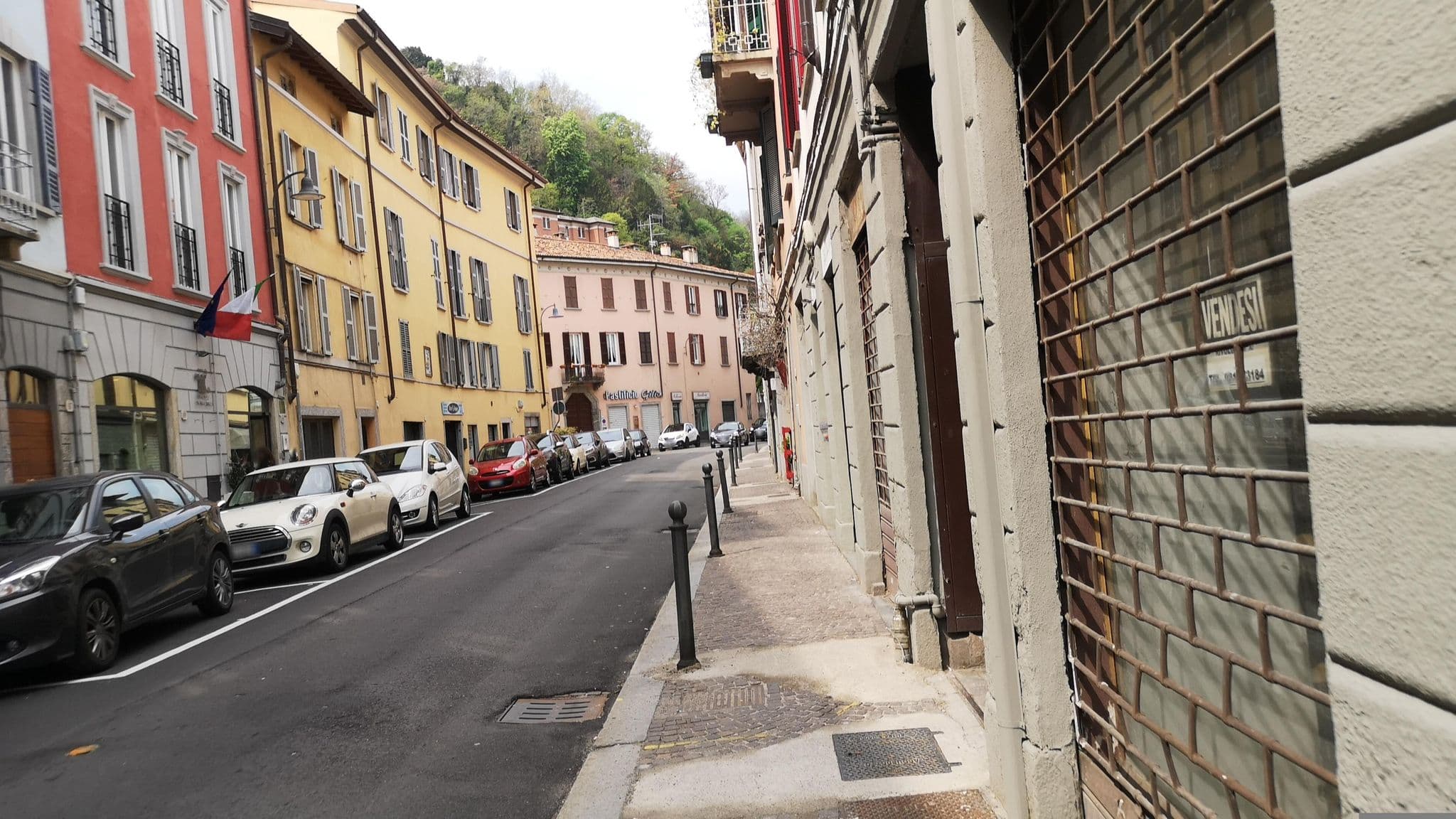Street view near Hotel Borgovico Como, Como — © moon4 (CC BY-SA · Mapillary)