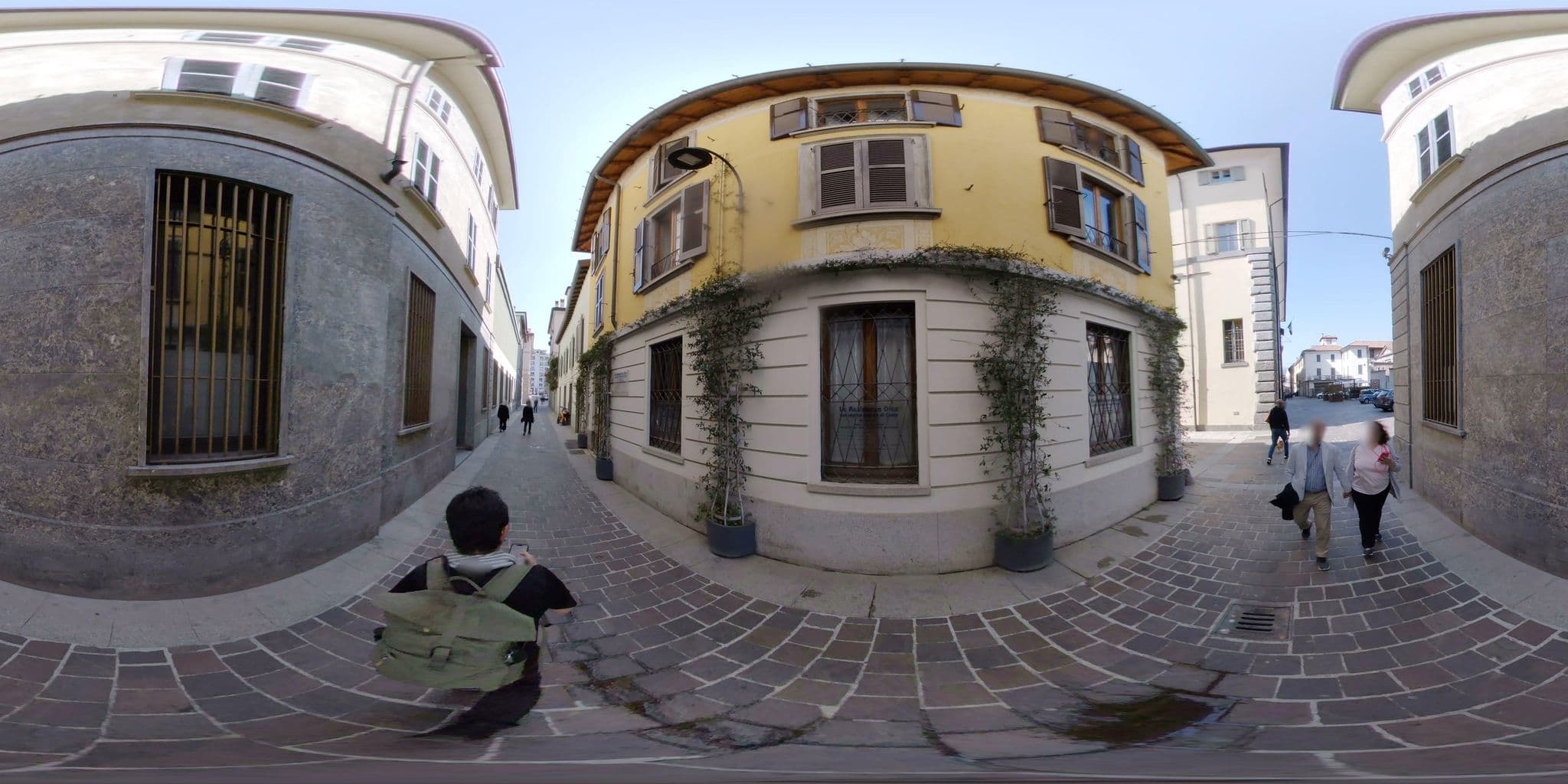 Street view near Residence Diaz, Como — © mapconcierge (CC BY-SA · Mapillary)