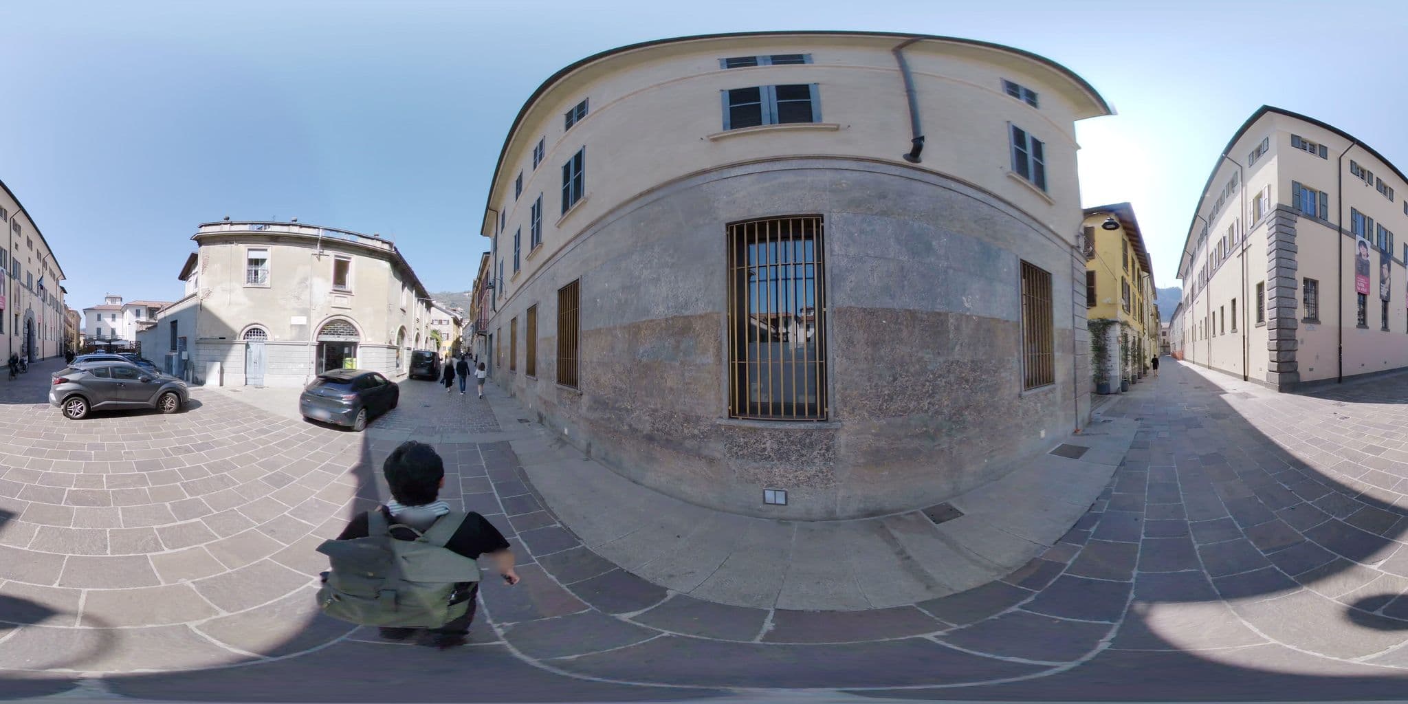 Street view near Corte delle Rondini - byMyHomeInComo, Como — © mapconcierge (CC BY-SA · Mapillary)
