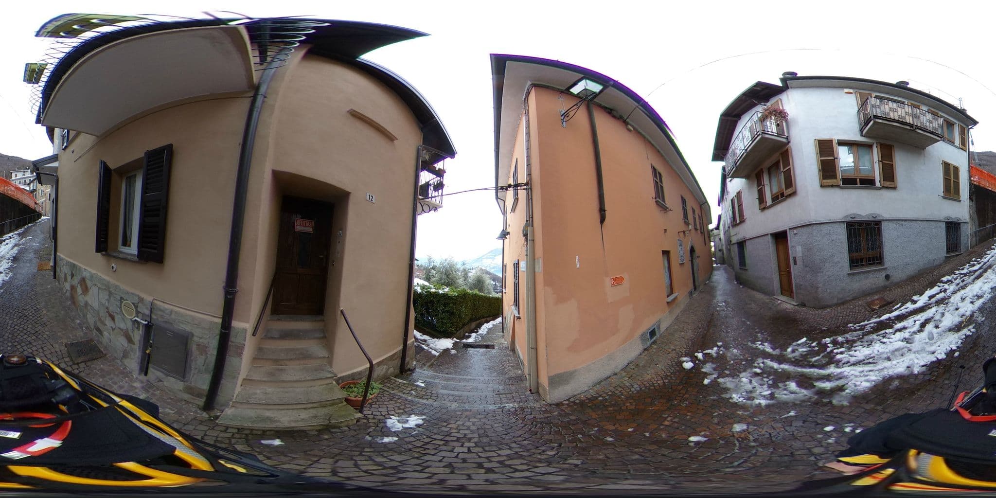 Street view near Lago di Como Apartments, Bellano — © kaitu (CC BY-SA · Mapillary)