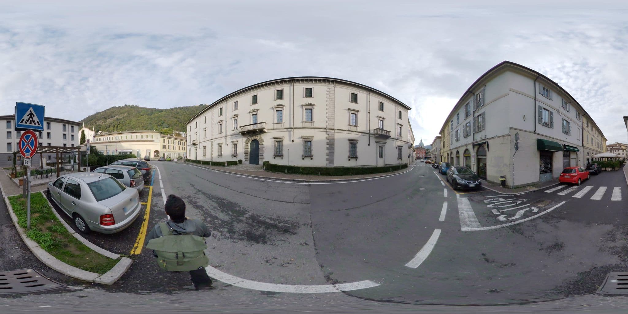 Street view near La Canarina, Como — © mapconcierge (CC BY-SA · Mapillary)