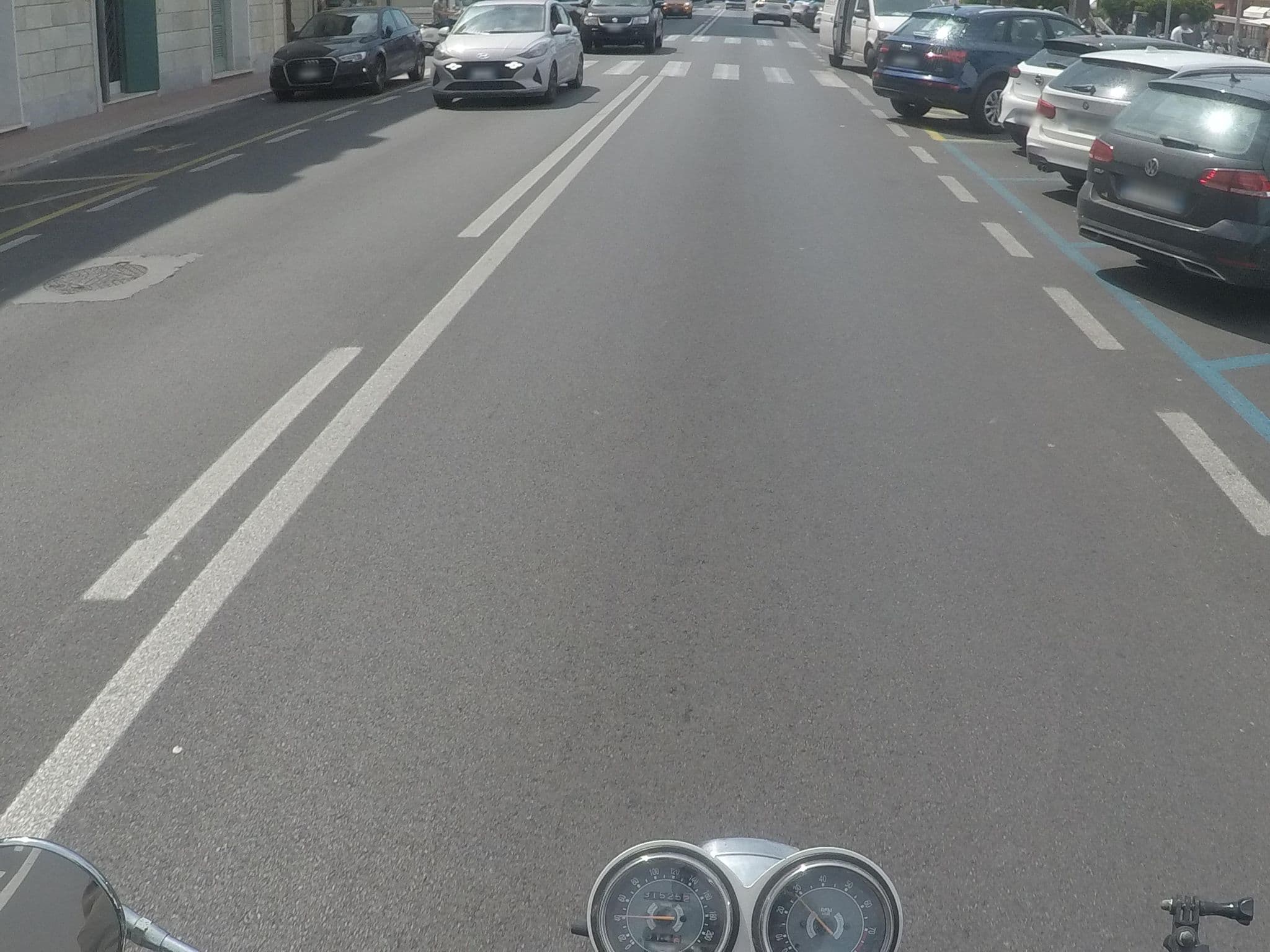 Street view near Hotel Eden di Carli Paolo & C. SNC, Viareggio — © cxc (CC BY-SA · Mapillary)