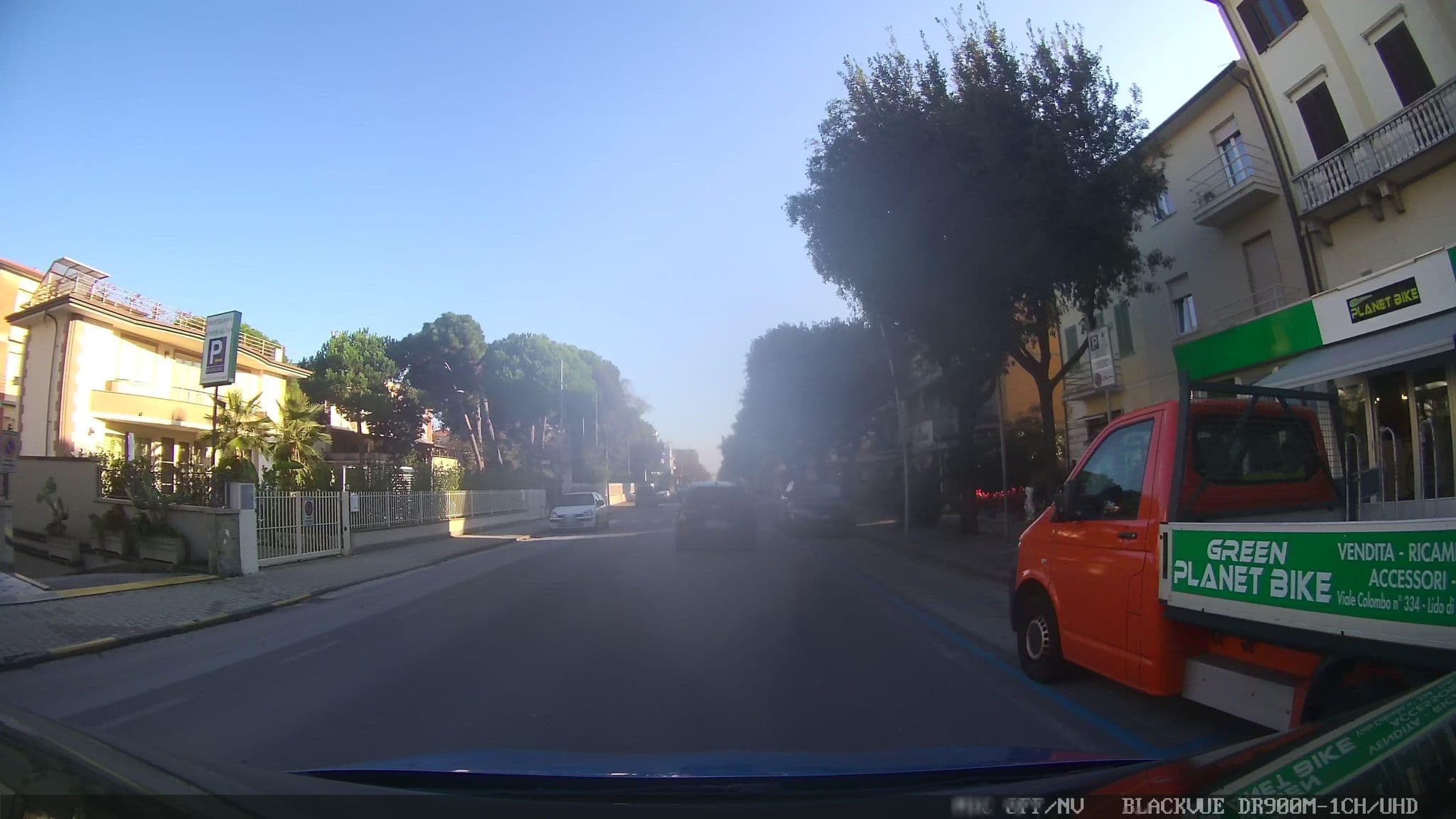 Street view near Consorzio di Promozione Turistica di Camaiore, Viareggio — © jrachi (CC BY-SA · Mapillary)