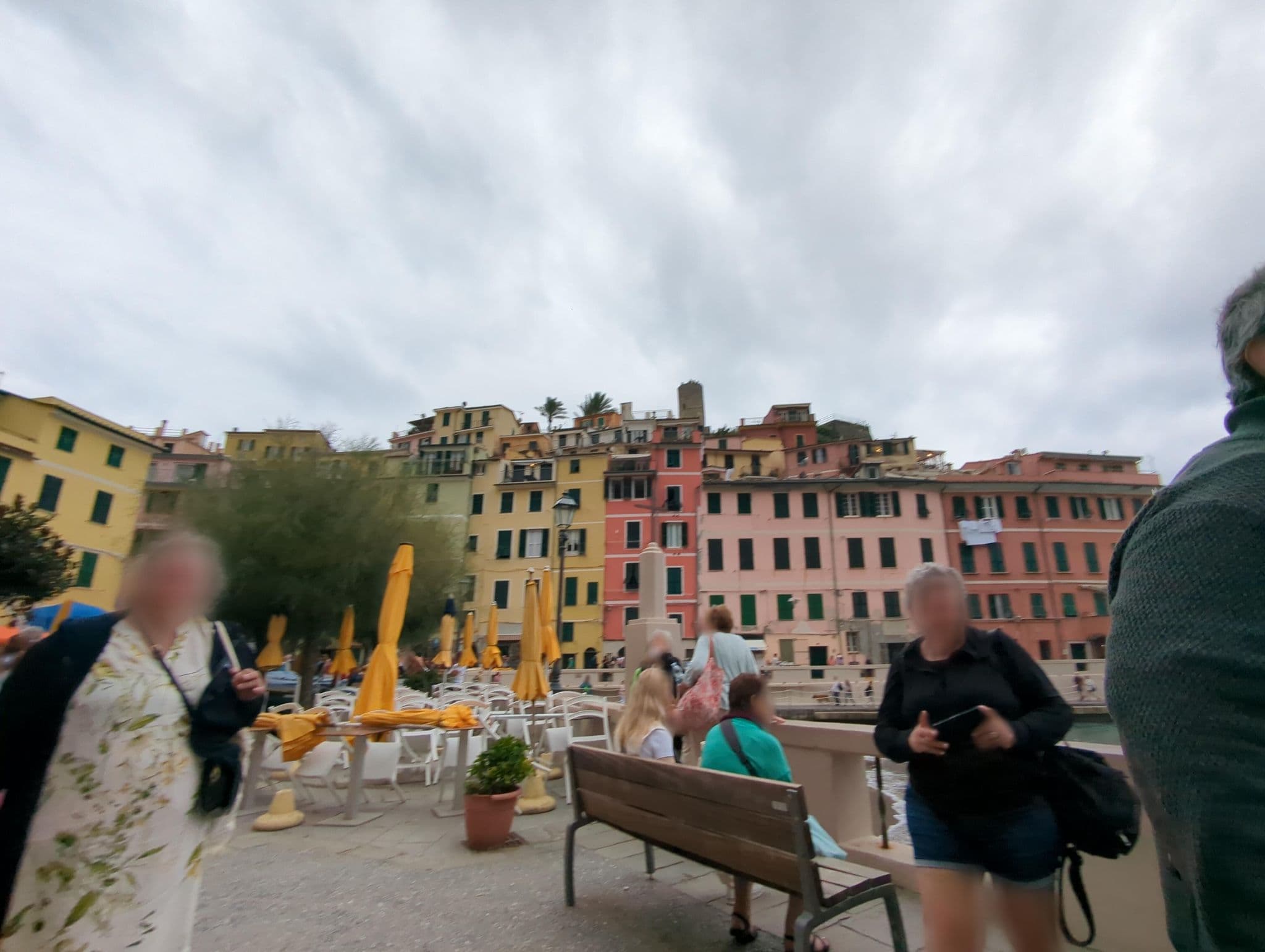 Street view near Francamaria Camere, Monterosso al Mare — © ente (CC BY-SA · Mapillary)