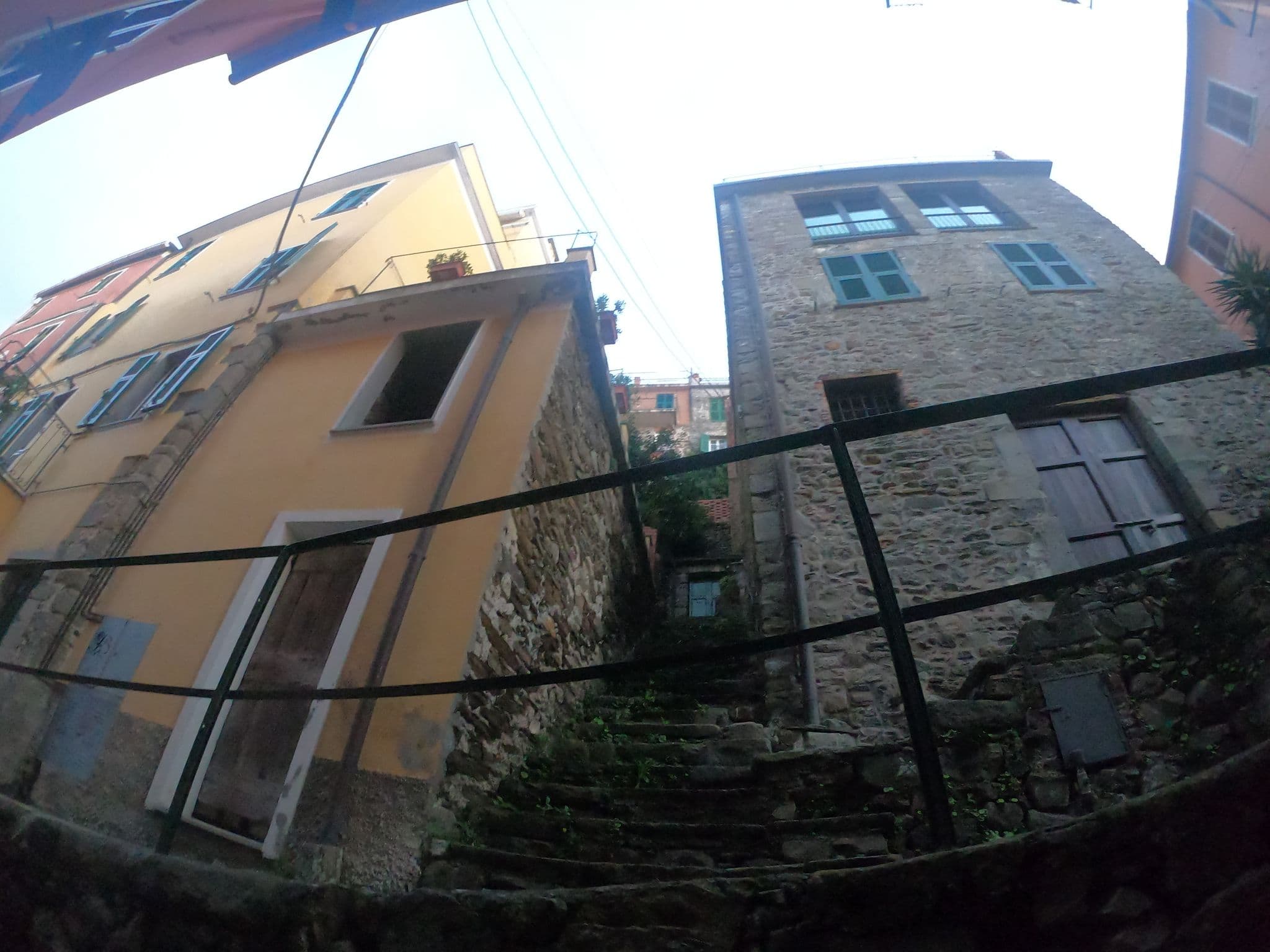 Street view near B&B Casa vacanze il Gatto, Riomaggiore — © marcuscalabresus (CC BY-SA · Mapillary)