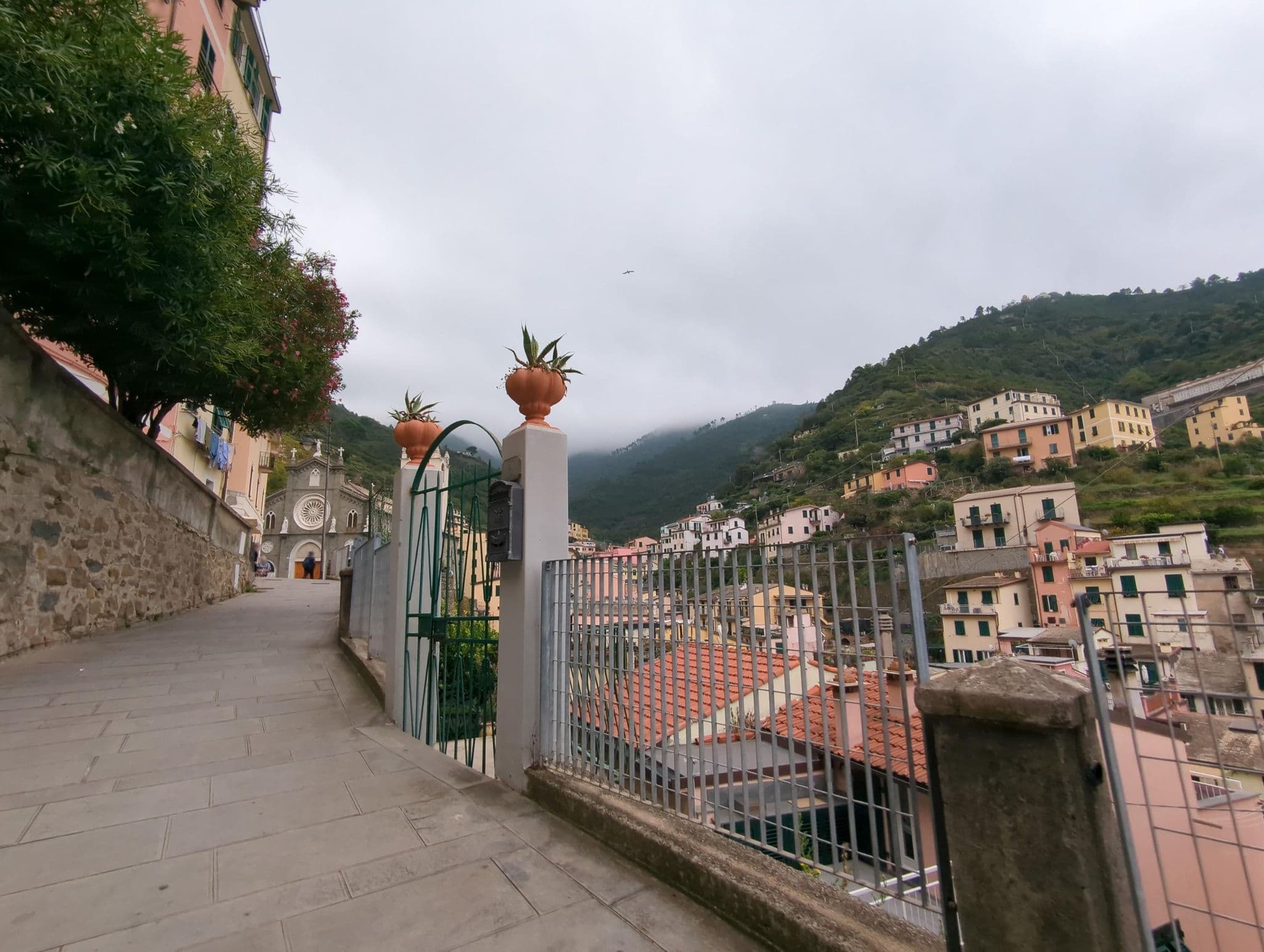 Street view near Banchi, Riomaggiore — © ente (CC BY-SA · Mapillary)