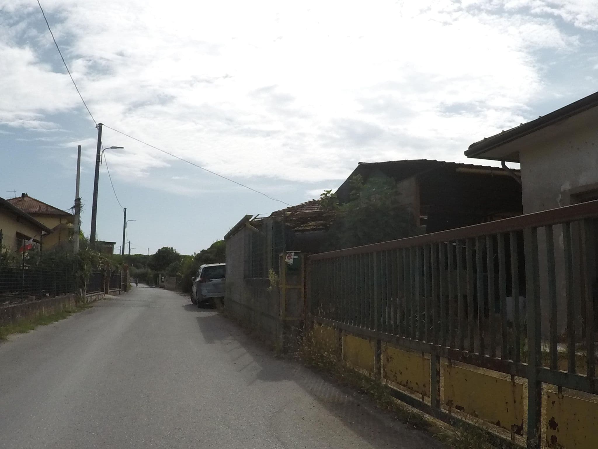 Street view near B&B Macondo, Marina di Massa — © cxc (CC BY-SA · Mapillary)