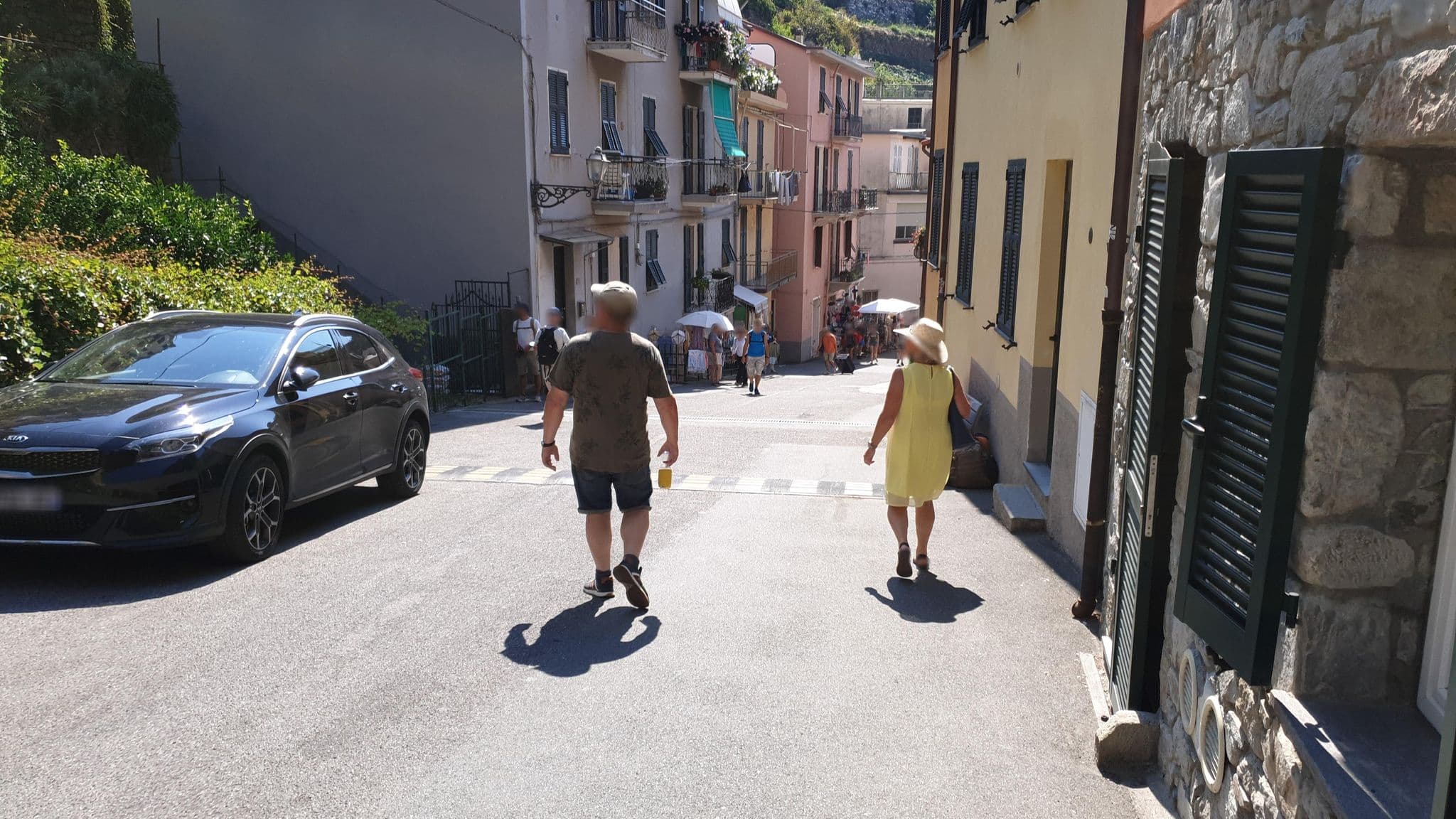Street view near Amanarola, Riomaggiore — © jopparn (CC BY-SA · Mapillary)
