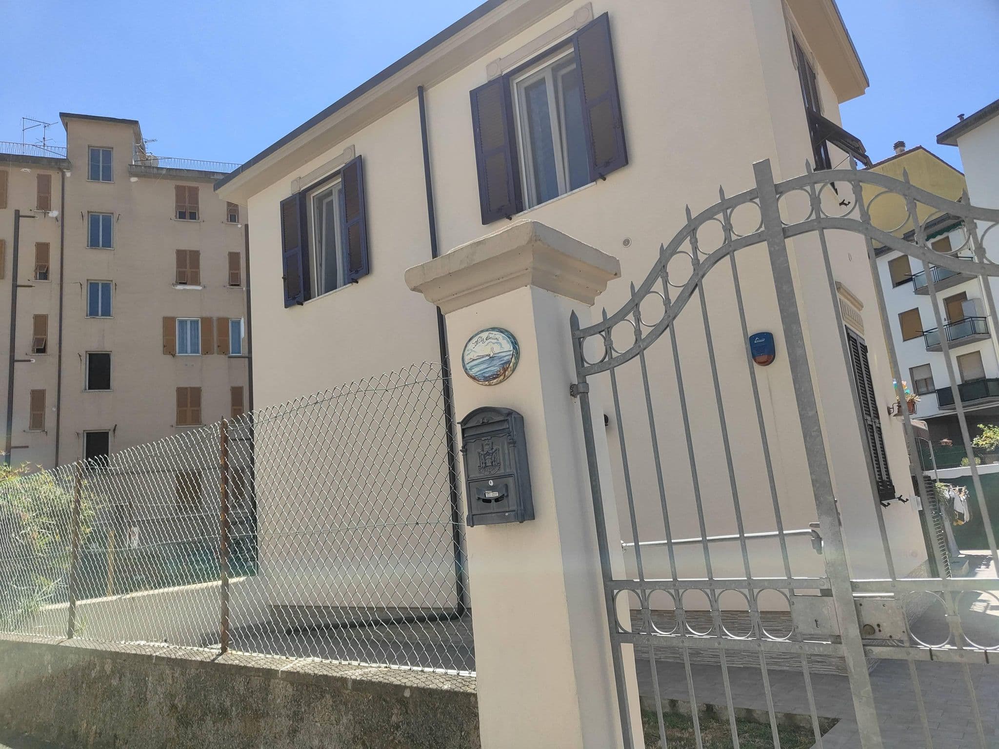 Street view near Relais Al Convento, La Spezia — © omfg_notpr (CC BY-SA · Mapillary)