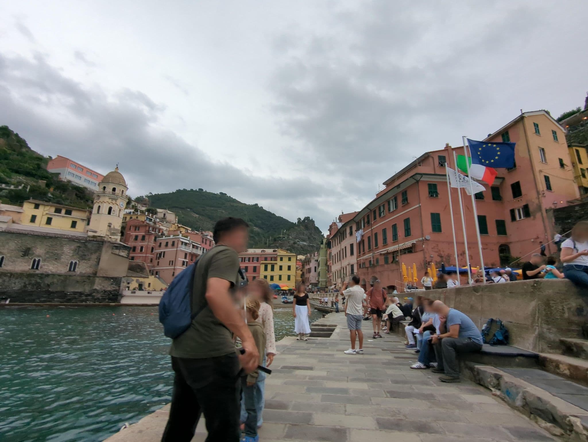 Street view near DonnaBarbara, Monterosso al Mare — © ente (CC BY-SA · Mapillary)
