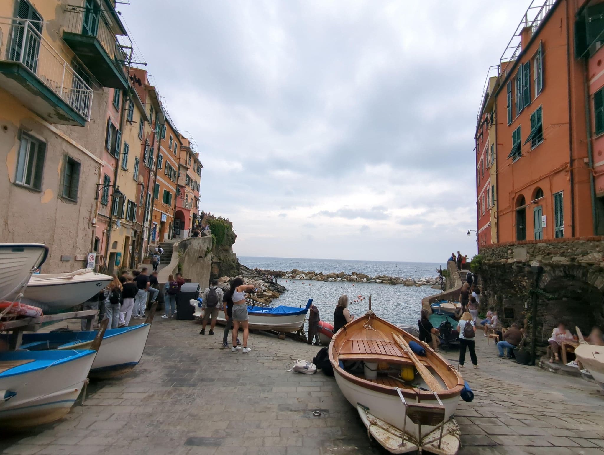 Street view near Margherita B'N'B, Riomaggiore — © ente (CC BY-SA · Mapillary)