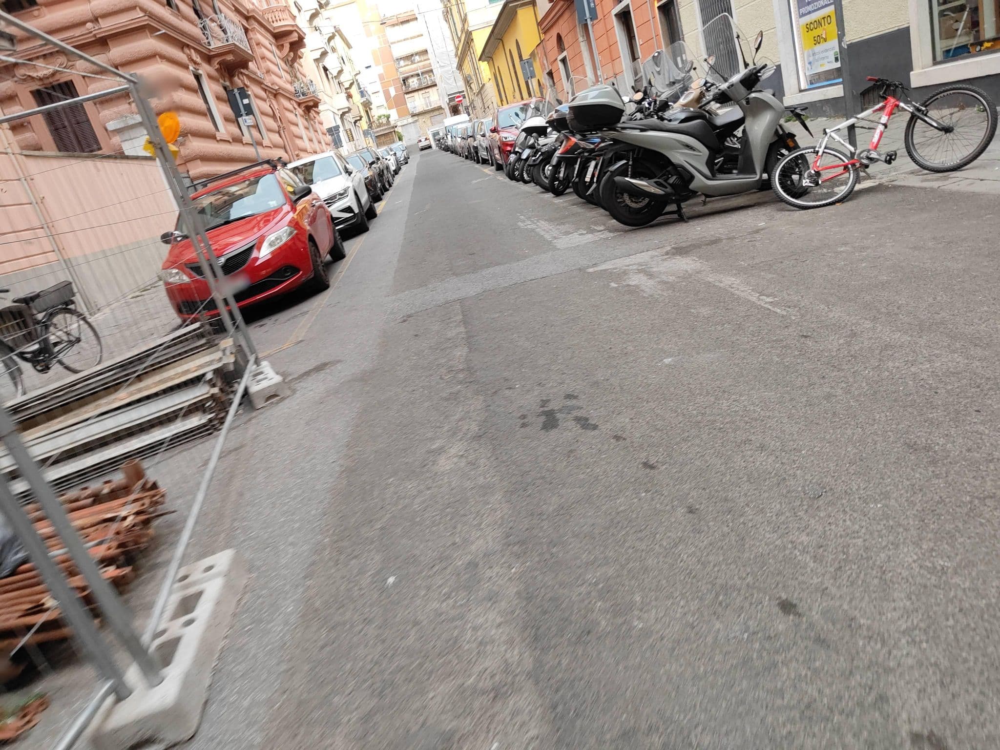 Street view near Veranda Liberty, Prestigioso Appartamento, La Spezia — © omfg_notpr (CC BY-SA · Mapillary)