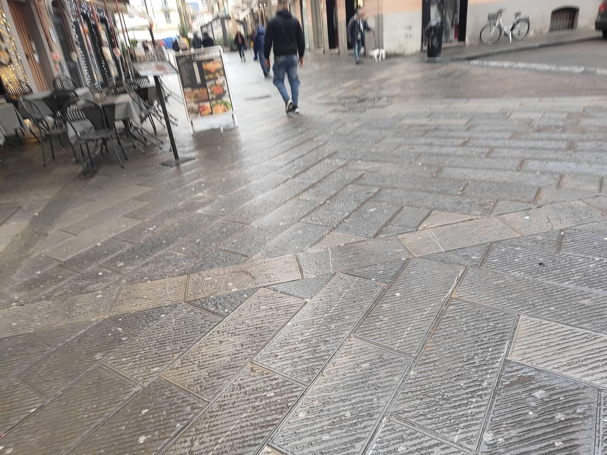 Street view near Racconti di Mare - 5 Terre, La Spezia — © omfg_notpr (CC BY-SA · Mapillary)