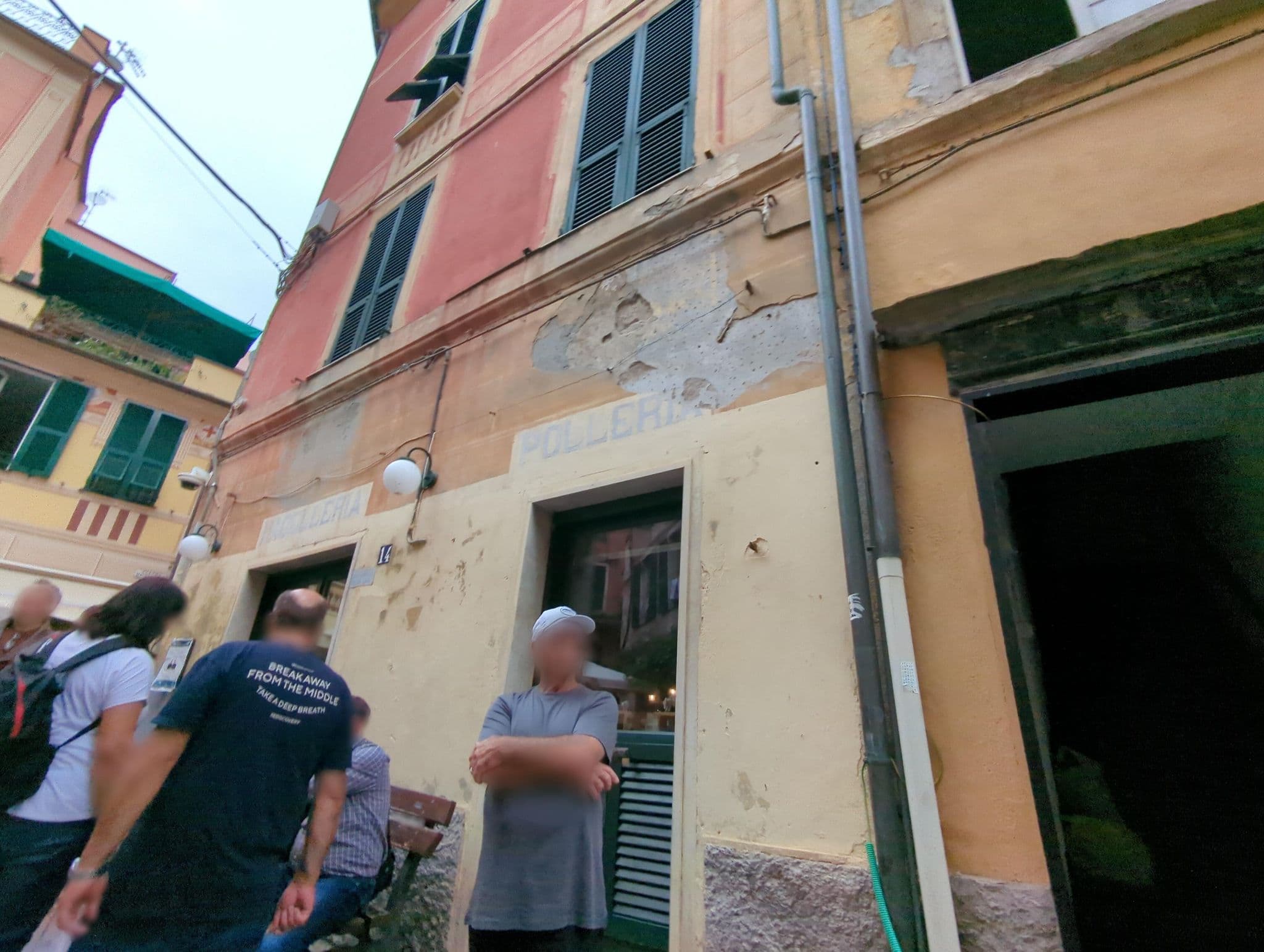 Street view near Appartamento Buranco, Monterosso al Mare — © ente (CC BY-SA · Mapillary)