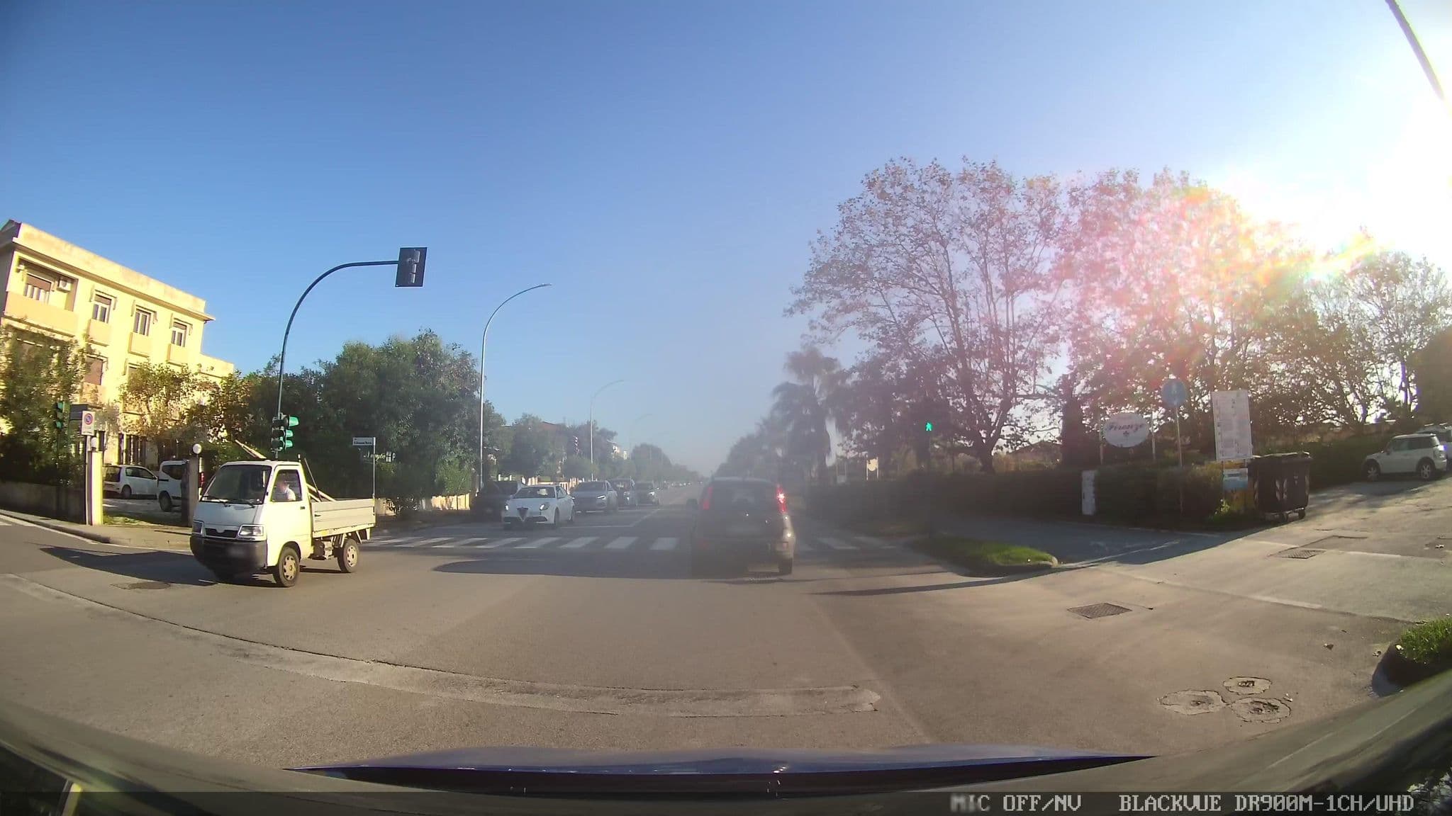 Street view near Ritz Hotel, Forte dei Marmi — © jrachi (CC BY-SA · Mapillary)