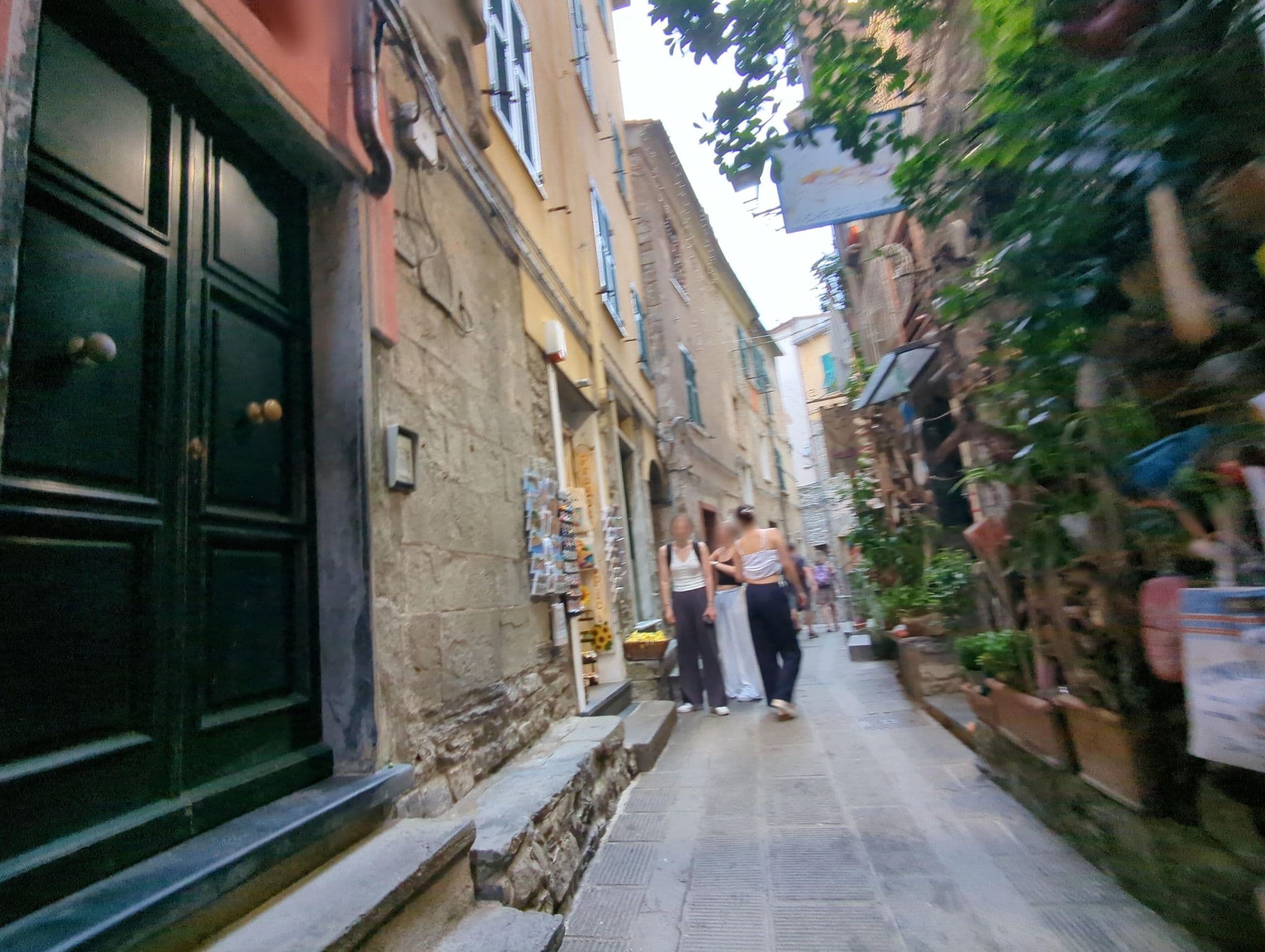 Street view near Verducci Nunzio, Riomaggiore — © ente (CC BY-SA · Mapillary)