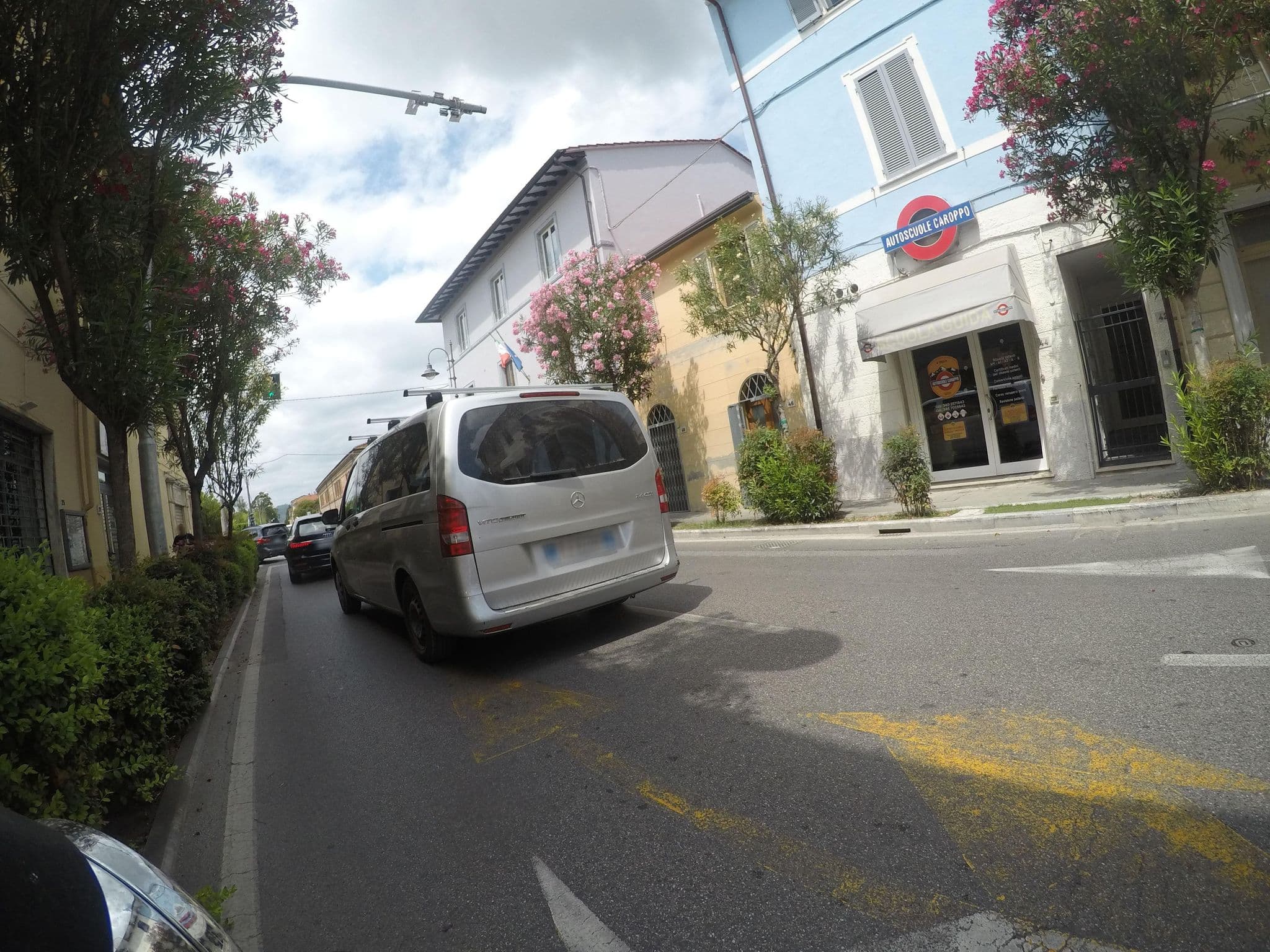 Street view near Albergo Ristorante Stipino, Pietrasanta — © cxc (CC BY-SA · Mapillary)