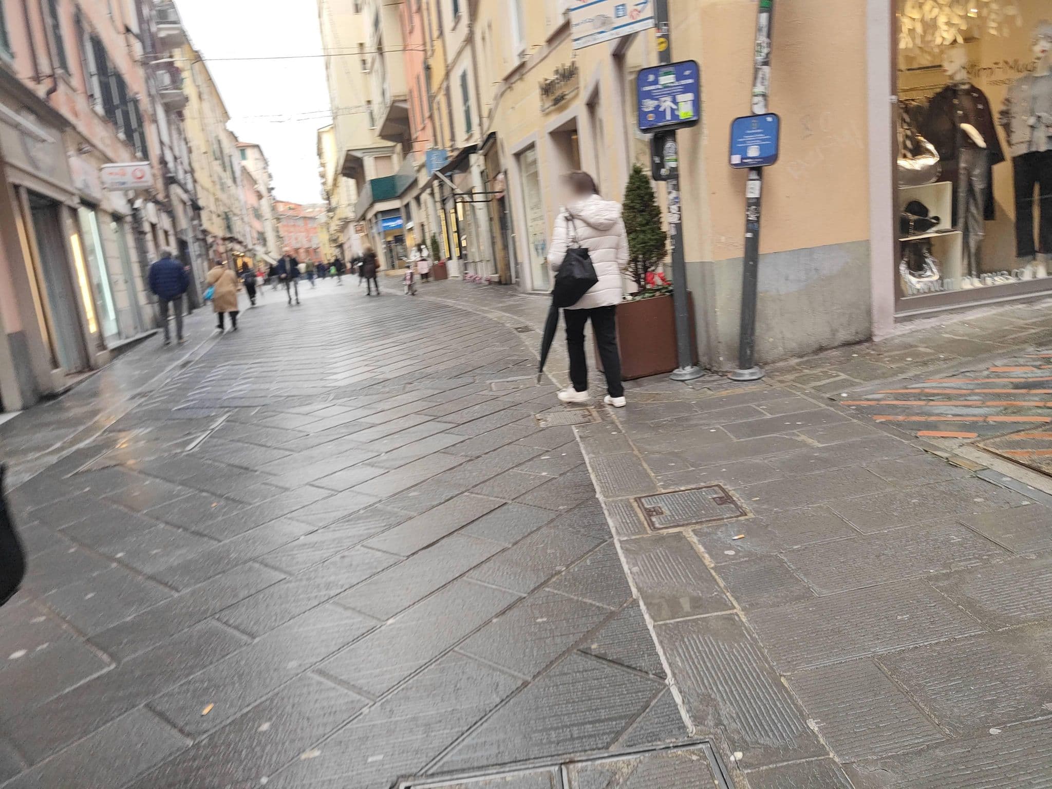 Street view near Elegant Apartments 5 Terre La Spezia, La Spezia — © omfg_notpr (CC BY-SA · Mapillary)