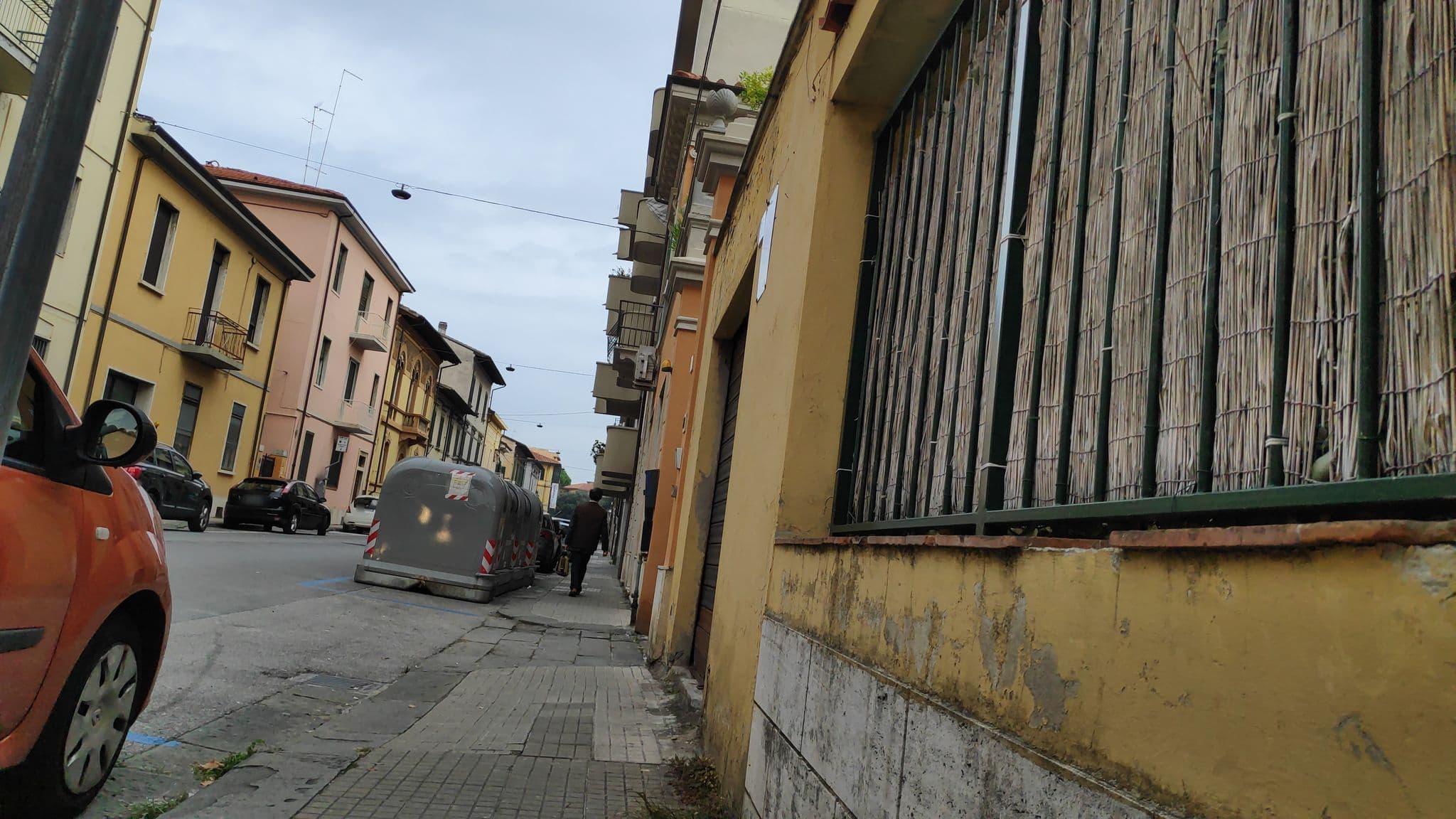 Street view near Pampero & Catona House B&B, Pisa — © dkocich (CC BY-SA · Mapillary)