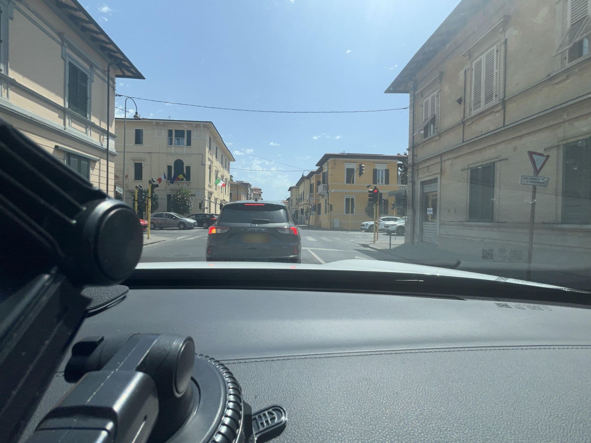 Street view near La Casetta di Filippo e Chiara, Barbaricina — © lin_wang (CC BY-SA · Mapillary)