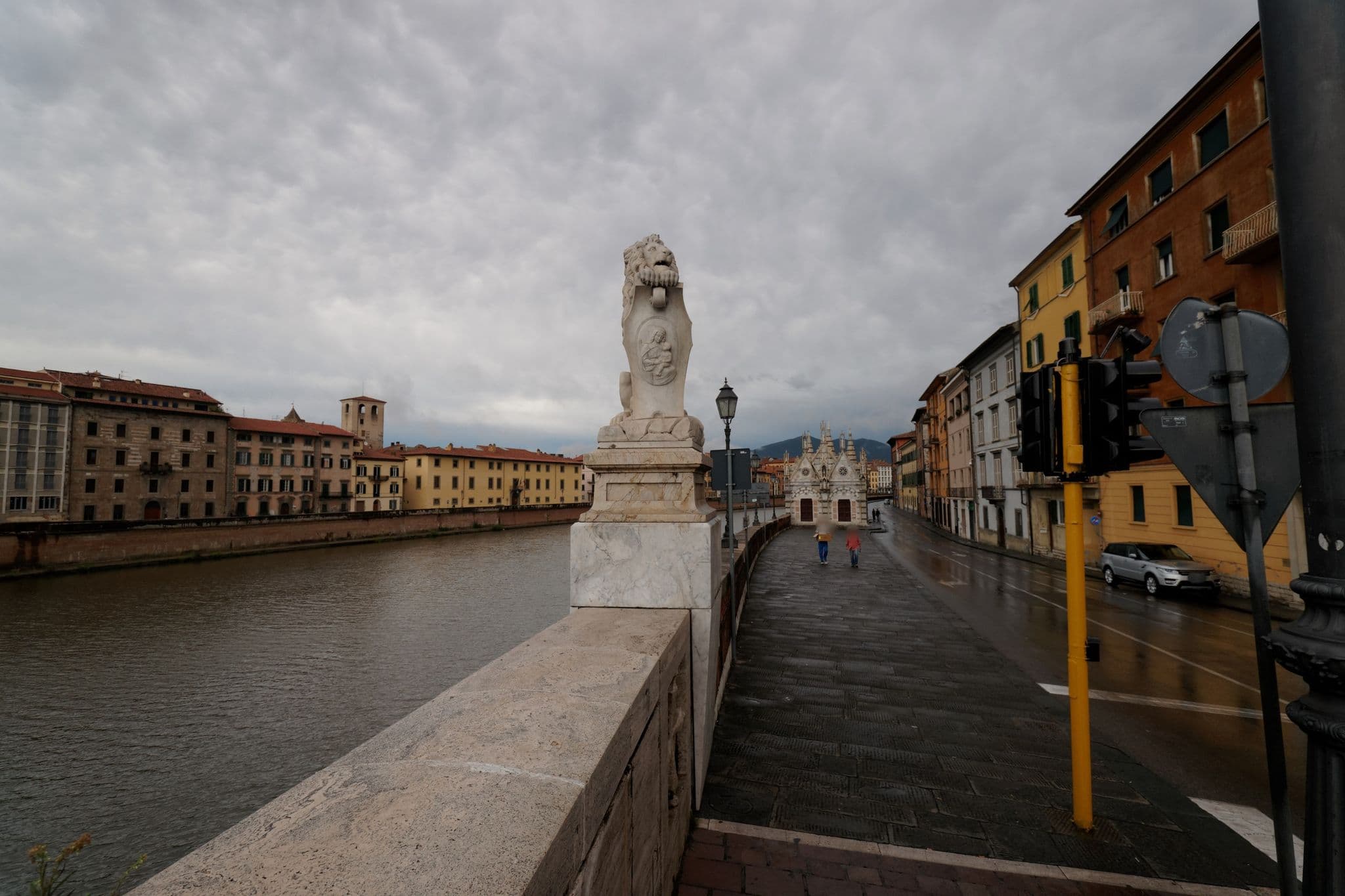 Street view near Il Giramondo, Pisa — © txllxt (CC BY-SA · Mapillary)