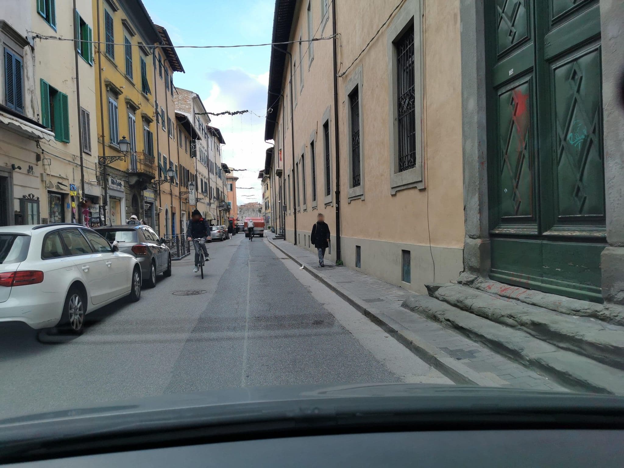 Street view near Relais Dei Fiori Hotel Pisa, Pisa — © canfe (CC BY-SA · Mapillary)